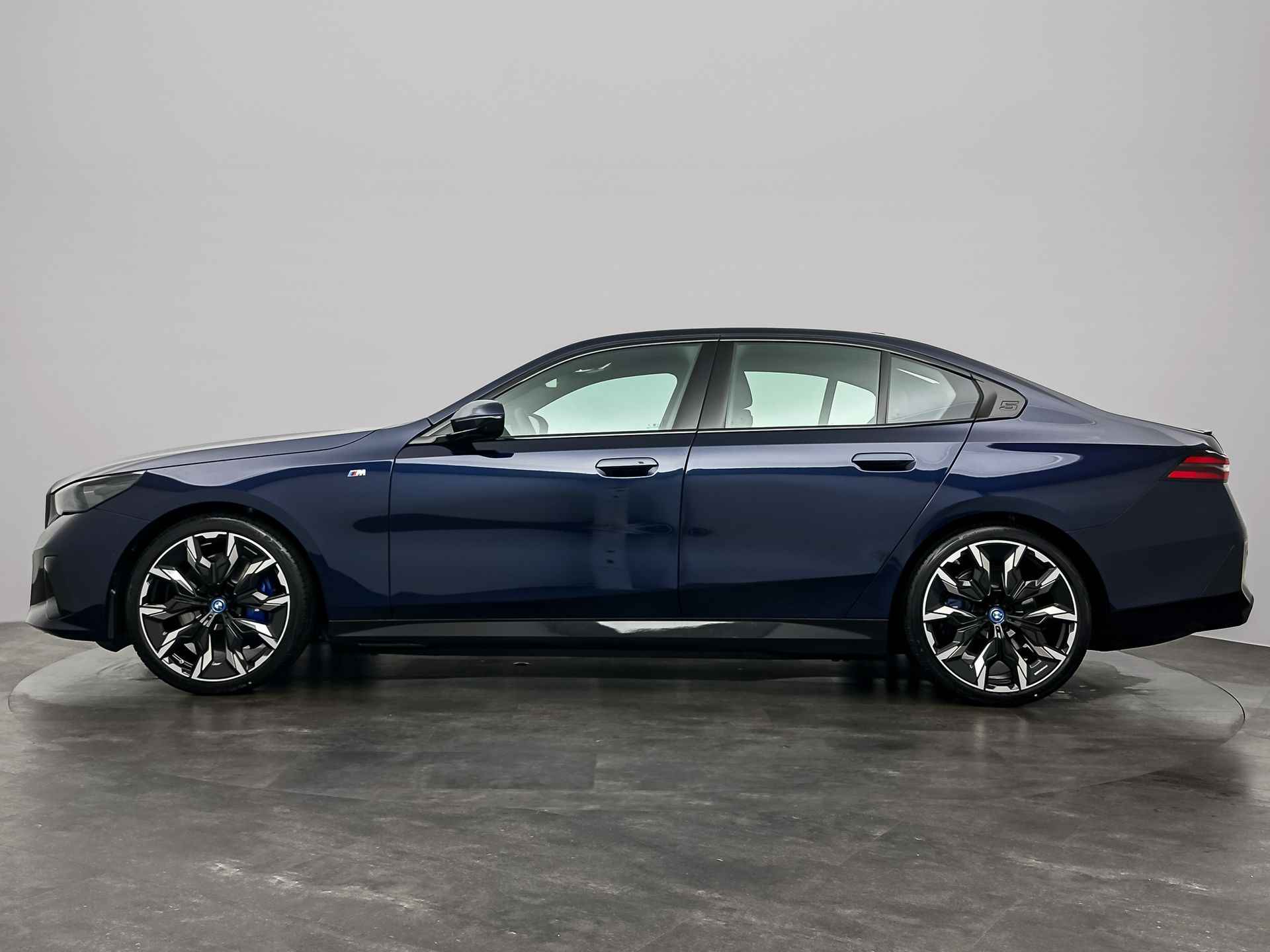 BMW i5 eDrive40 Sedan M-Sport Edition | Innovation Pack | Glazen Panoramadak - 8/21