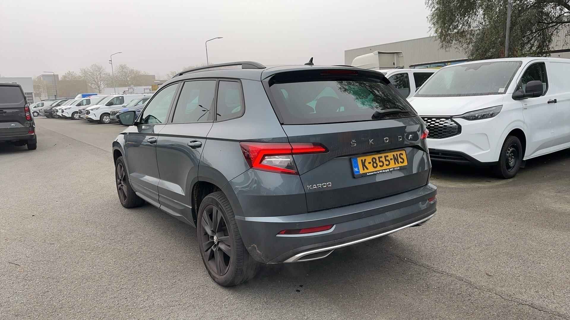 Skoda Karoq 1.5 TSI ACT Sportline Business 150 PK | Trekhaak | Navigatie | Achteruitrijcamera | Parkeersensoren | Elektrische Achterklep | Virtual cockpit | Apple Carplay & Andriod Auto | Lichtmetalen Velgen | Stoelverwarming | Climate Control | - 3/30