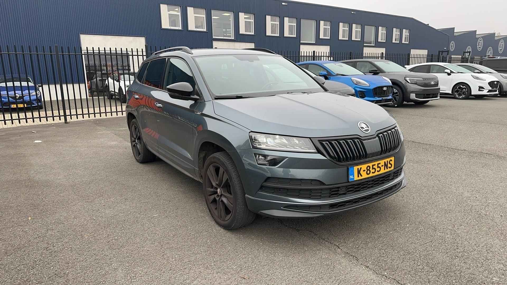 Skoda Karoq 1.5 TSI ACT Sportline Business 150 PK | Trekhaak | Navigatie | Achteruitrijcamera | Parkeersensoren | Elektrische Achterklep | Virtual cockpit | Apple Carplay & Andriod Auto | Lichtmetalen Velgen | Stoelverwarming | Climate Control | - 6/30