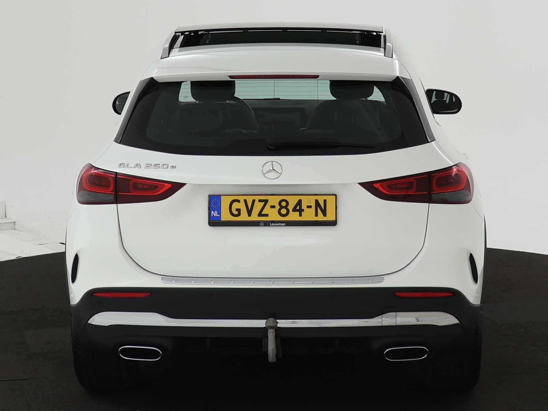 Mercedes-Benz GLA 250 e AMG Plug-In Hybride | Trekhaak | Panorama Schuif-Kanteldak | AMG Styling | Night Pakket | Spiegelpakket | Inclusief 24 maanden MB Certified garantie voor Europa. - 29/45