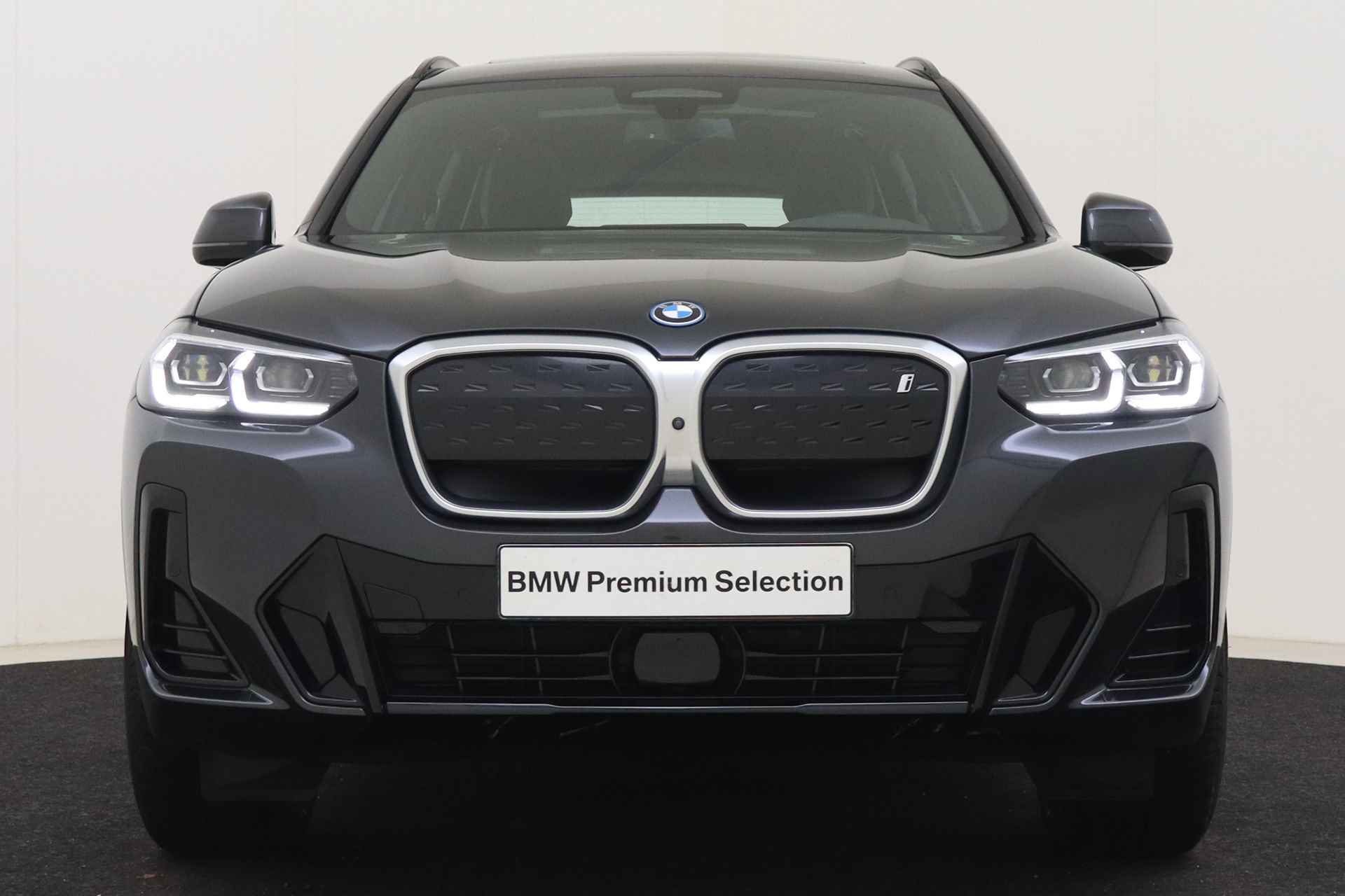 BMW iX3 High Executive / Trekhaak / Sportstoelen / Stoelverwarming / Adaptieve LED / Parking Assistant Plus / Head-Up / Harman Kardon / Live Cockpit Professional - 5/67