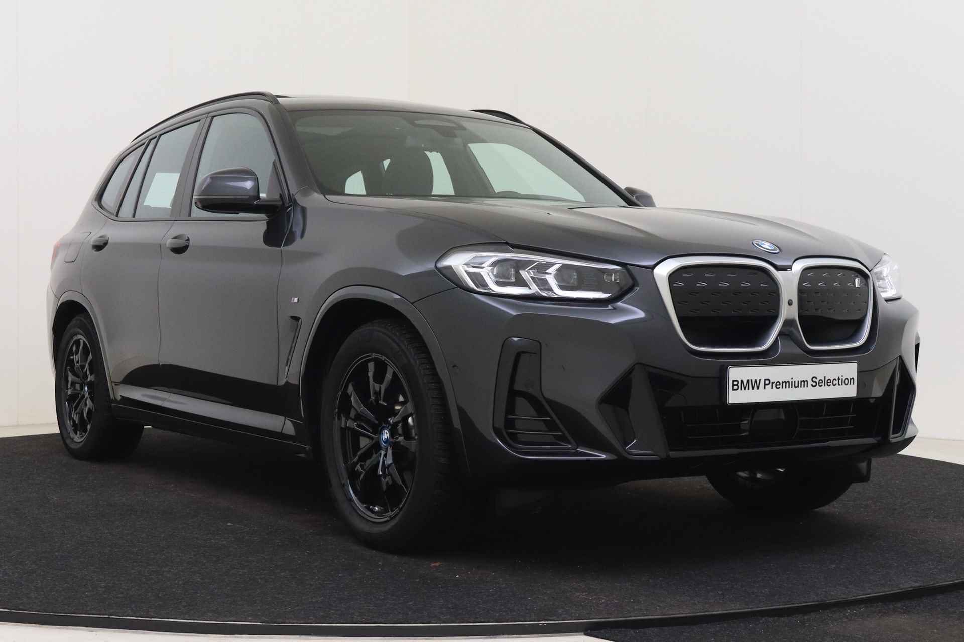 BMW iX3 High Executive / Trekhaak / Sportstoelen / Stoelverwarming / Adaptieve LED / Parking Assistant Plus / Head-Up / Harman Kardon / Live Cockpit Professional - 14/67