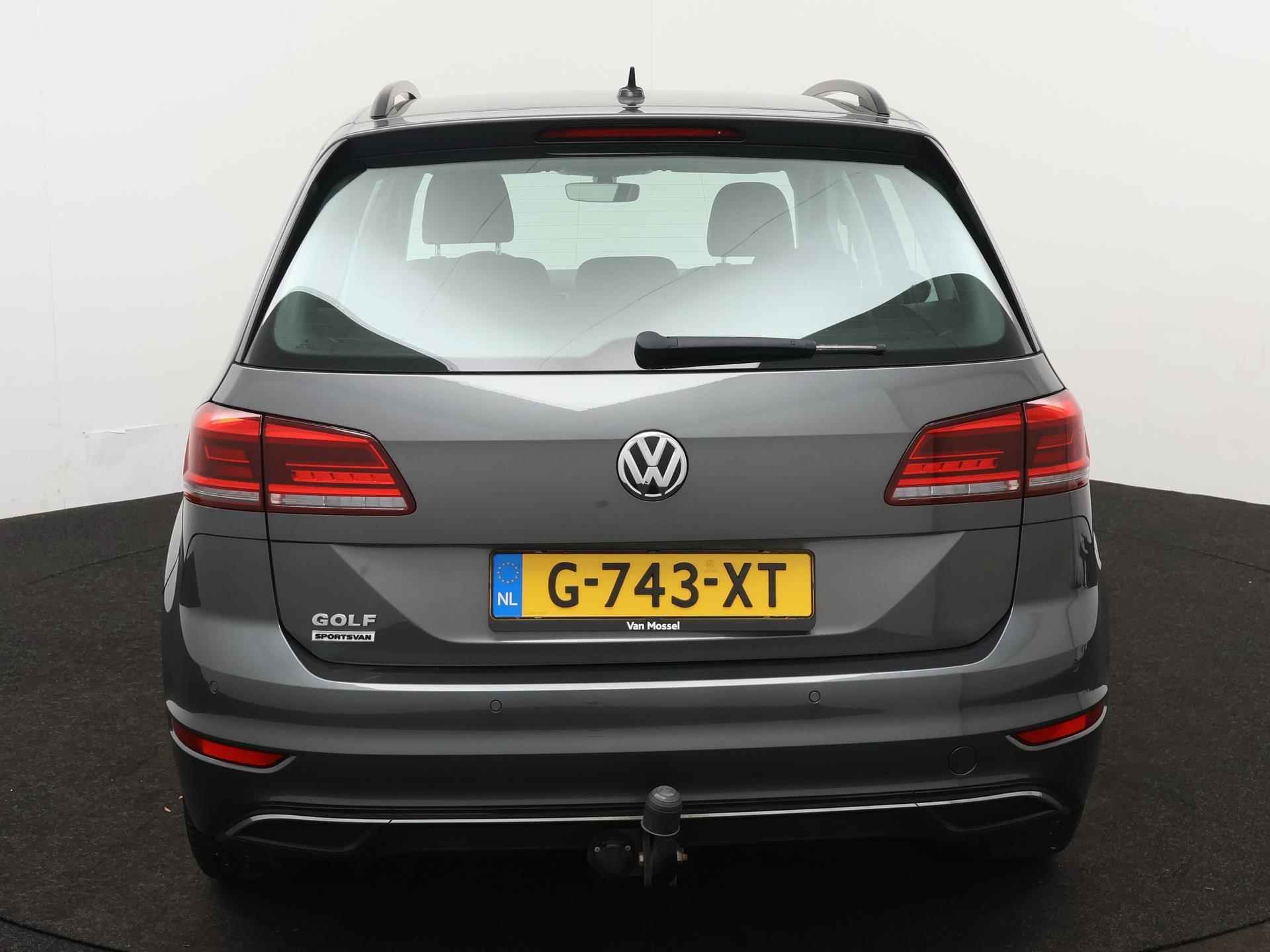 Volkswagen Golf Sportsvan 1.0 TSI Highline 116 PK | Navigatie | Camera | Adaptive Cruise Control | Trekhaak | Climate Control | Stoelverwarming | Parkeersensoren | LED | Lichtmetalen velgen | - 6/22