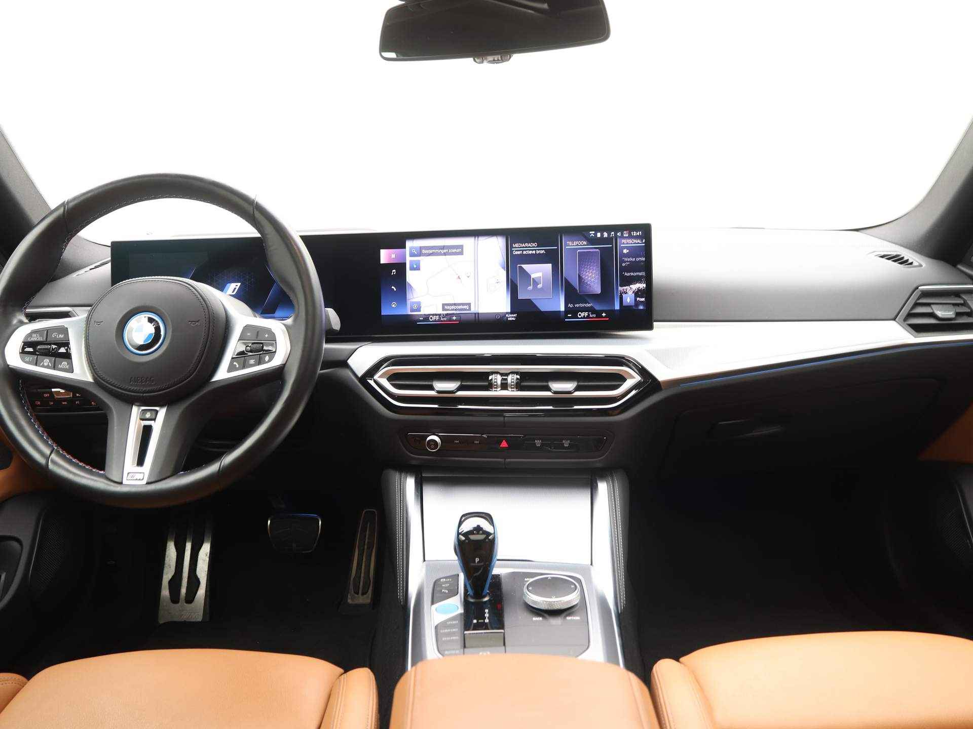 BMW i4 M50 High Executive M-Sport 84 kWh - 17/28
