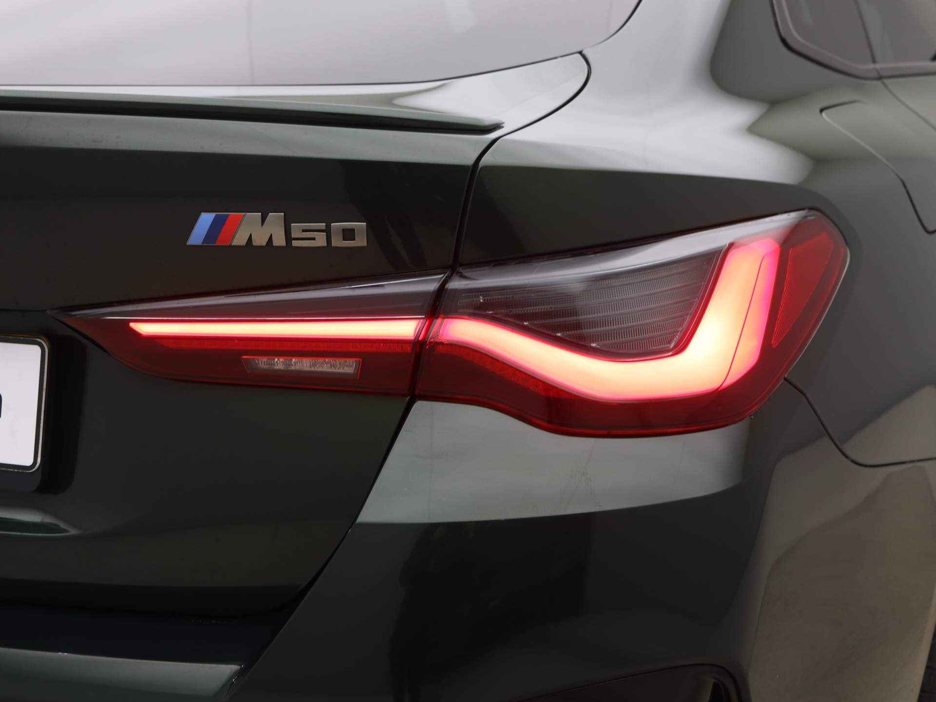 BMW i4 M50 High Executive M-Sport 84 kWh - 25/28