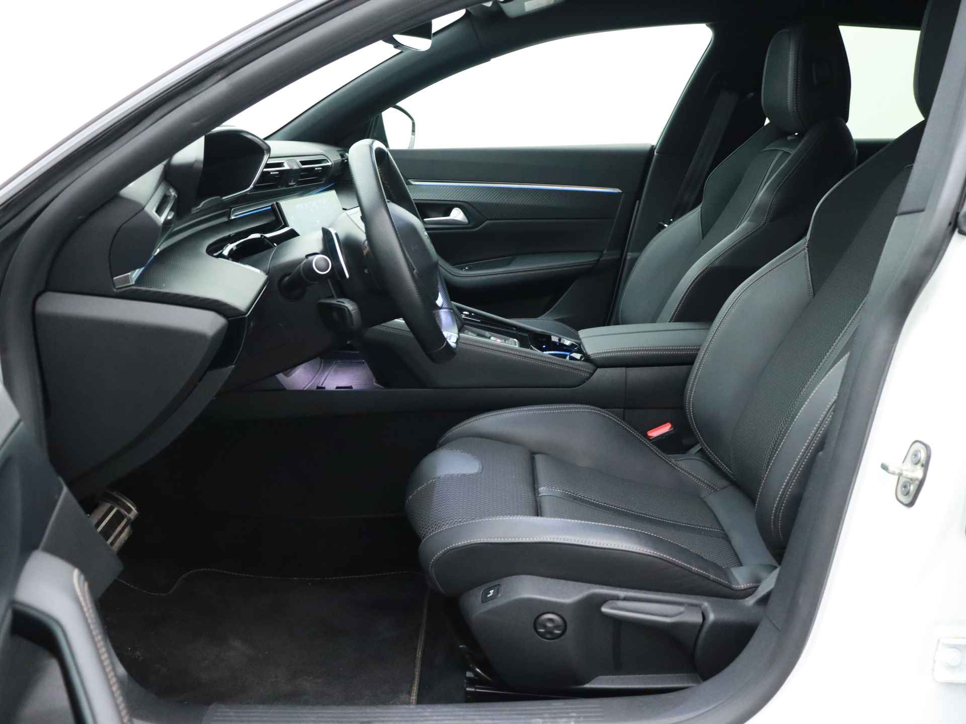 Peugeot 508 SW 1.6 HYbrid 225PK BlueLease GT Line Avantage Automaat | Navigatie | Camera | Stoelverwarming | Elektrische Kofferklep | - 16/43