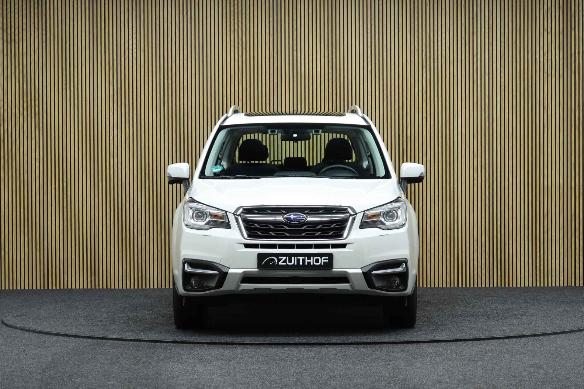 Subaru Forester 2.0 Luxury | Panoramadak | Trekhaak | Clima | Cruise | Camera - 14/44