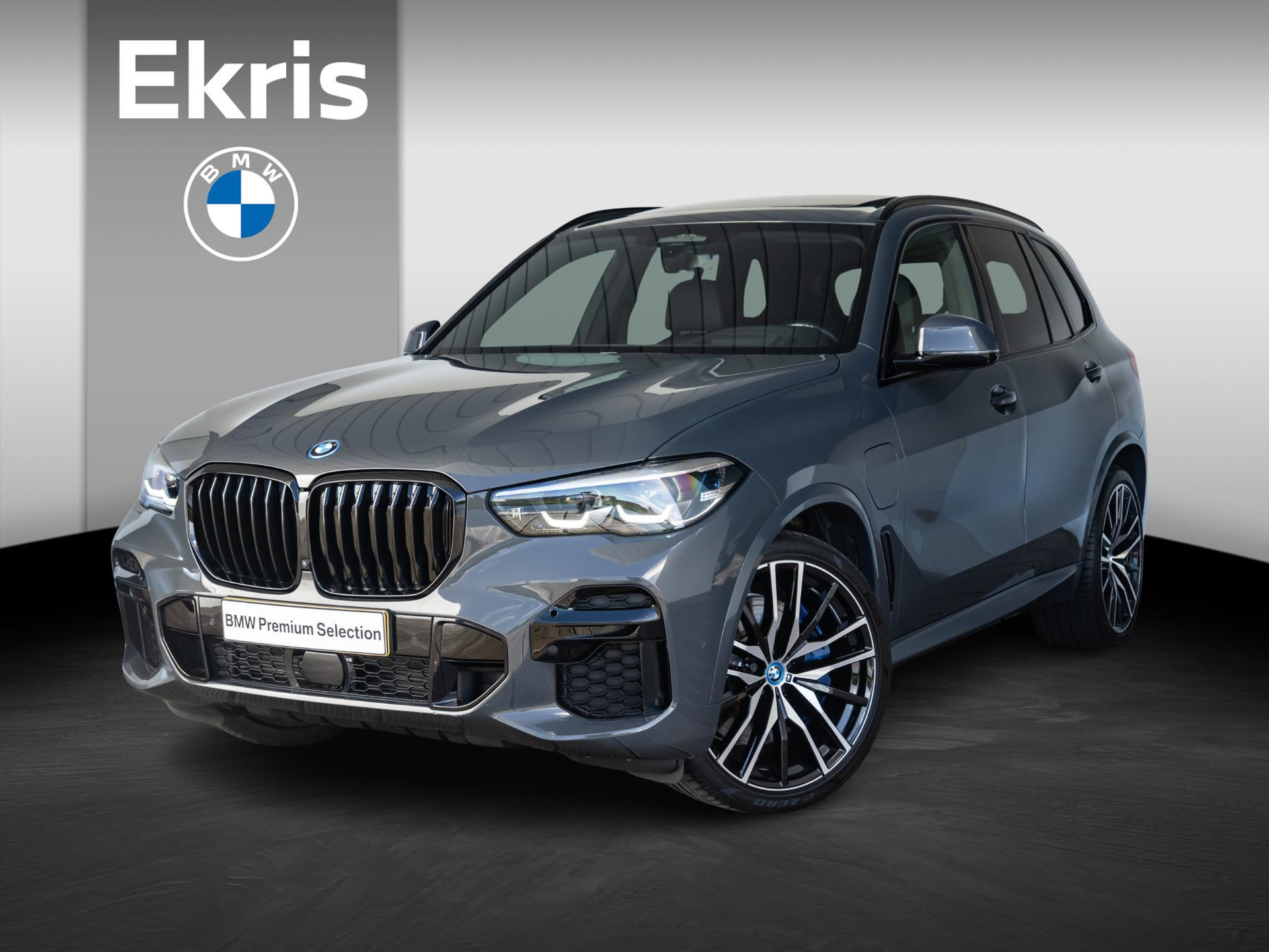 BMW X5 xDrive45e High Executive | M-Sportpakket | 22 inch | Active Steering | Glazen panoramadak | Driving Assistant Professional