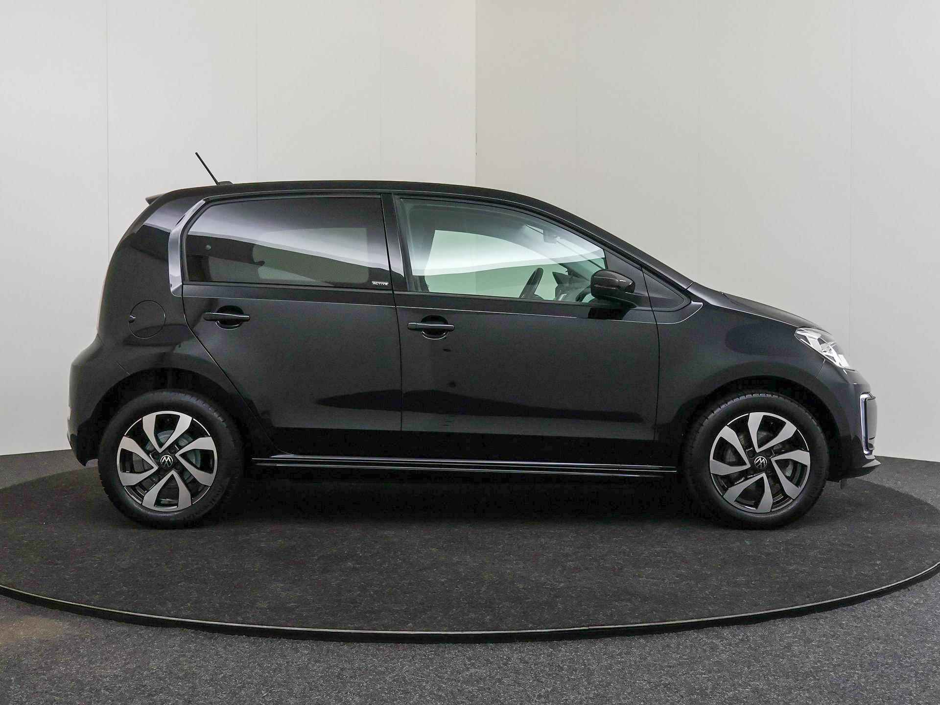 Volkswagen e-Up! 83PK e-Up! Active +SEPP | Camera | Cruise Control | PDC | 15" LM | Getint Glas | Stoelverwarming | Voorruitverwarming | - 10/43