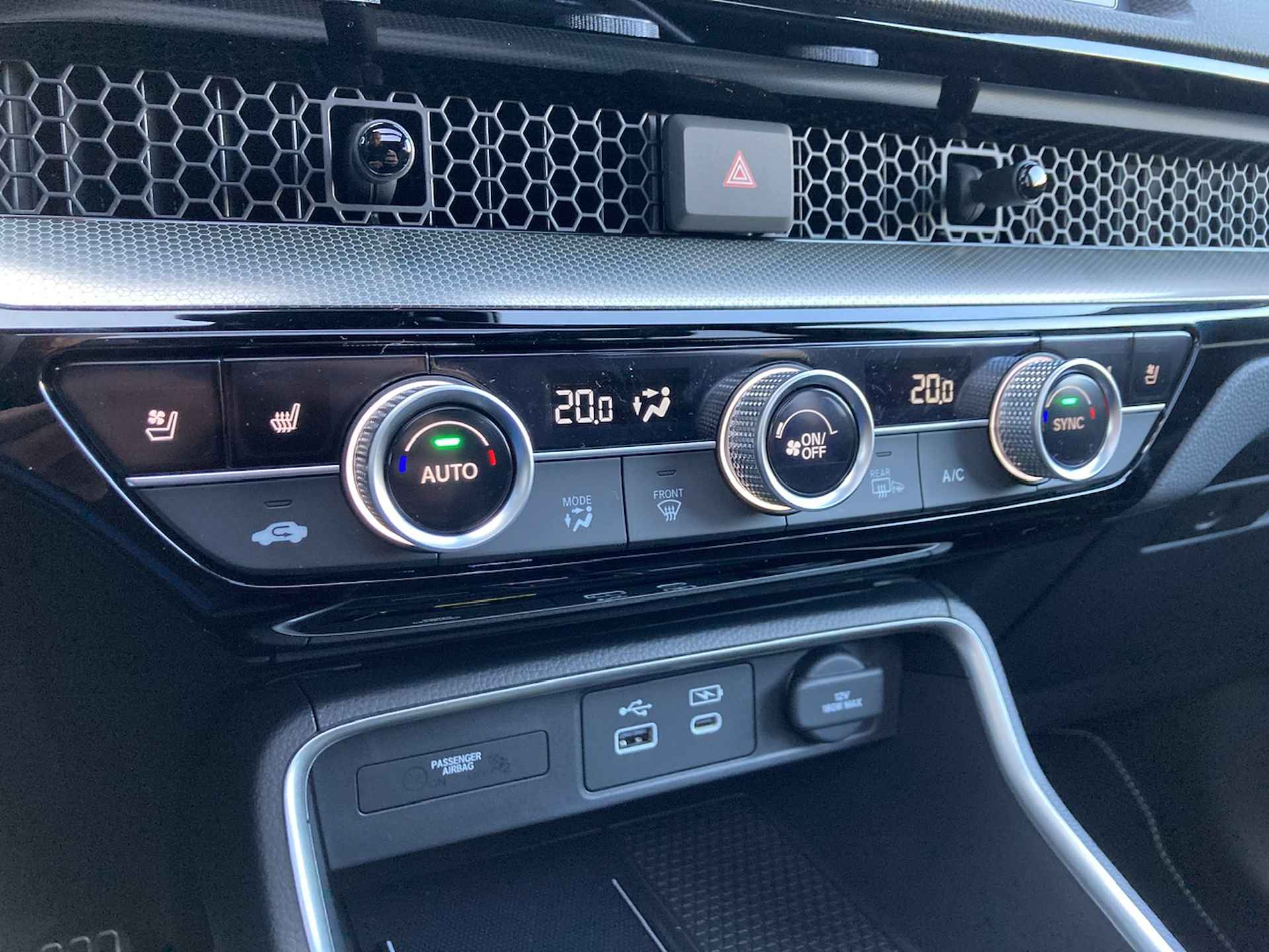 Honda Cr-V New 2.0 Plug-In Hybrid 184pk 2WD Automaat | Panoramadak | Leer | Stoel koeling/verwarming | Navigatie Apple Car Play | - 14/32