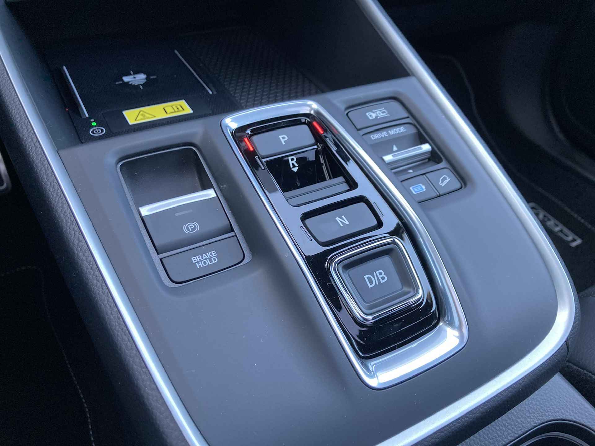 Honda Cr-V New 2.0 Plug-In Hybrid 184pk 2WD Automaat | Panoramadak | Leer | Stoel koeling/verwarming | Navigatie Apple Car Play | - 15/32