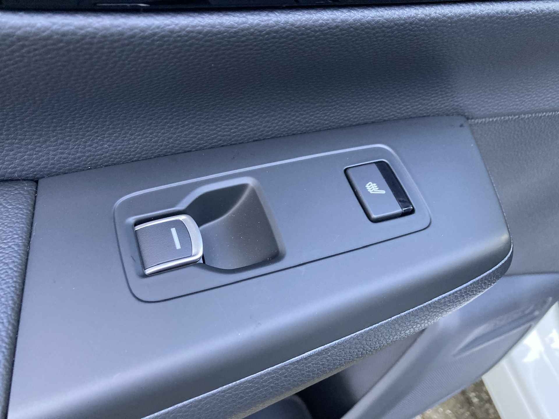 Honda Cr-V New 2.0 Plug-In Hybrid 184pk 2WD Automaat | Panoramadak | Leer | Stoel koeling/verwarming | Navigatie Apple Car Play | - 25/32