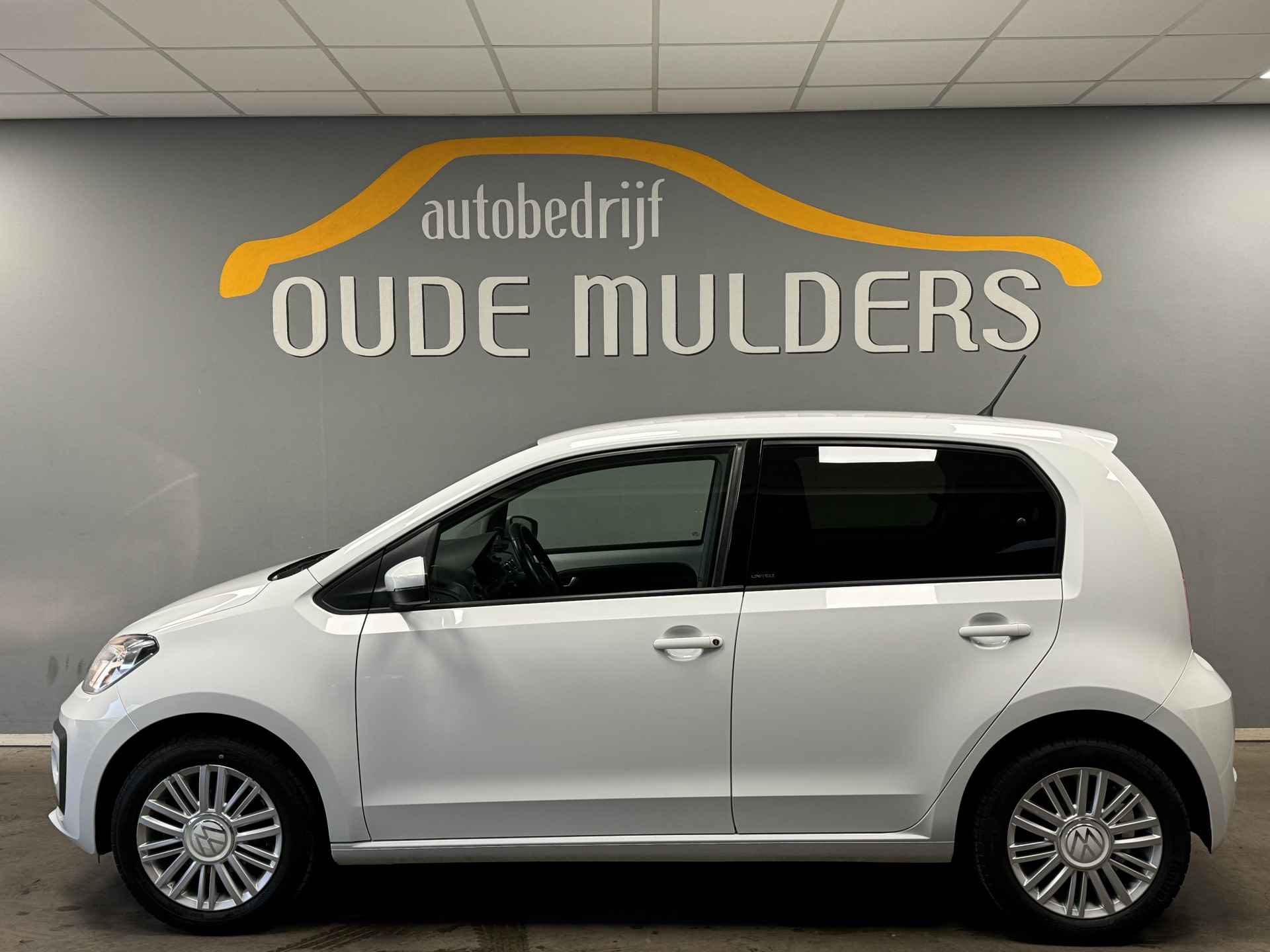 Volkswagen up! 1.0 UNITED Cruise/Camera/Stoelverwarming - 2/29