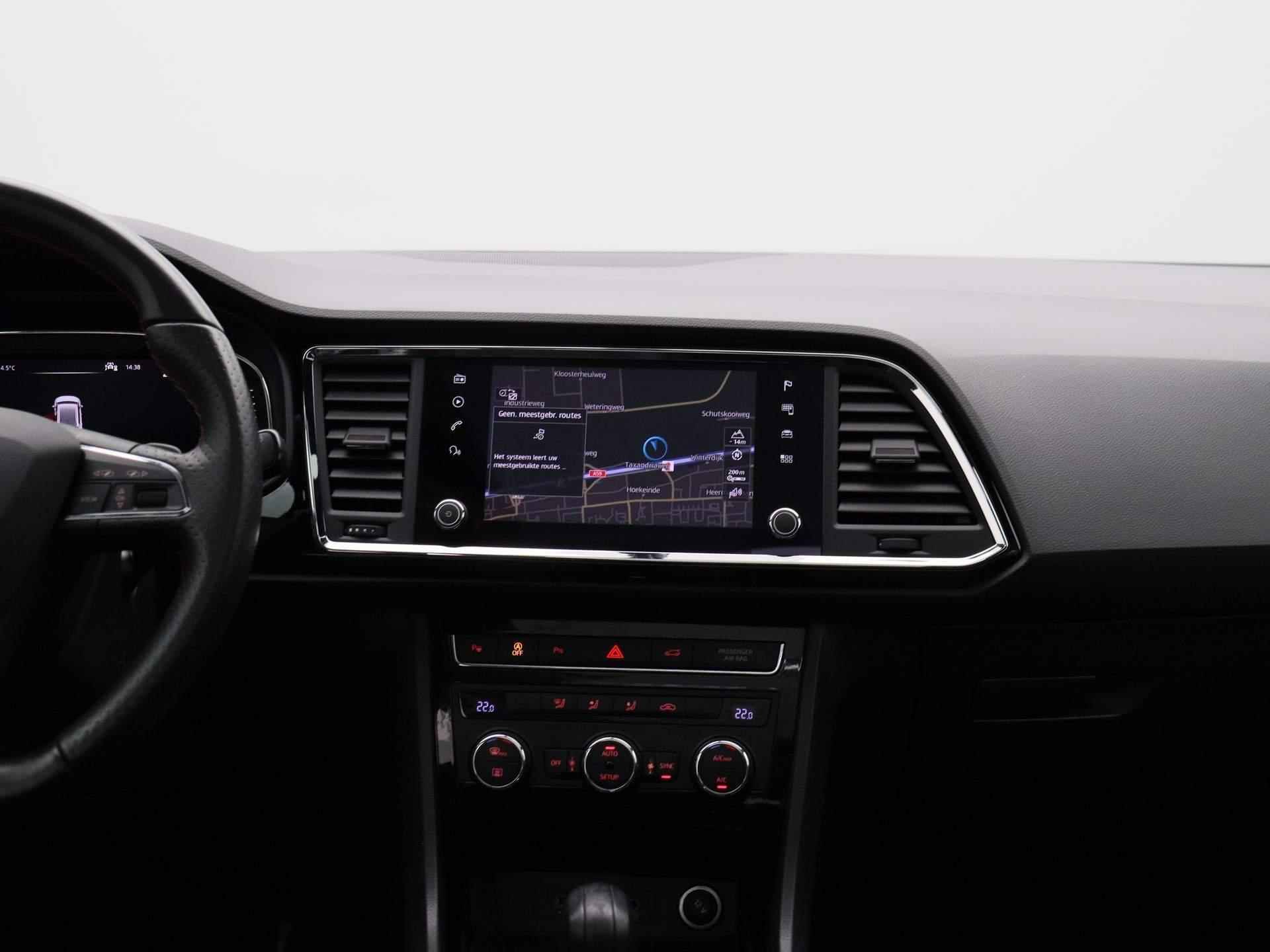 SEAT Ateca 1.5 TSI FR Business Intense | PANORAMADAK | CAMERA  | DIGITAAL DASHBOARD | ELEK.LAADKLEP | NAVIGATIE | - 8/40