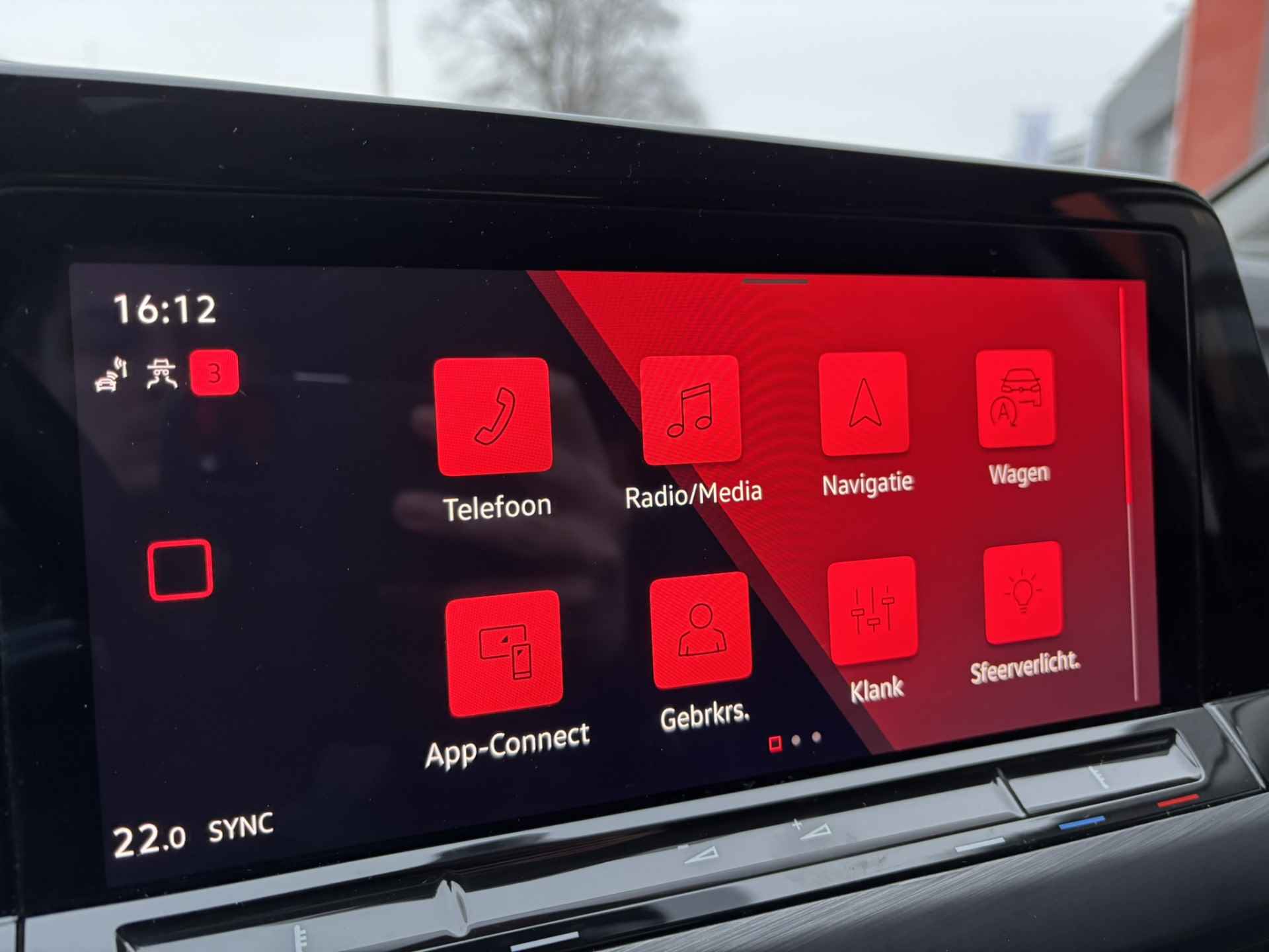 Volkswagen Golf 1.5 TSI Style / Elektrische Stoelen / Camera / Schuifkanteldak / Virtual Cockpit / Draadloos Apple Carplay/Androidauto / - 24/39