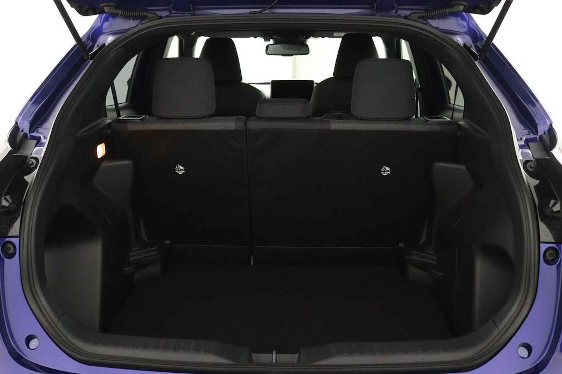 Toyota Yaris Cross 1.5 Hybrid 115 First Edition | Comfort Pack | voorstoelen verwarmd | Dodehoek Detectie | Stuurwielverwarming | - 25/41