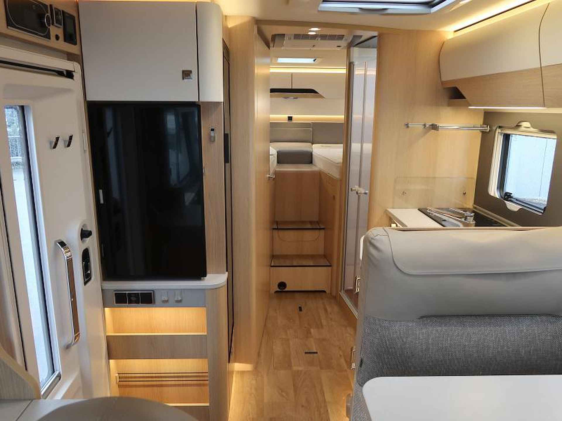 Hymer BMC-I 680 ZGAN EN ZEER COMPLEET ! - 5/25