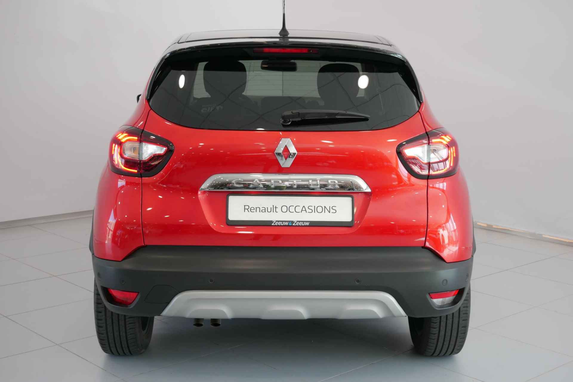 Renault Captur 1.3 TCe Intens *Automaat*Navi+Camera*Panoramadak*Climate*Parc Assist*VOL OPTIES! - 8/41