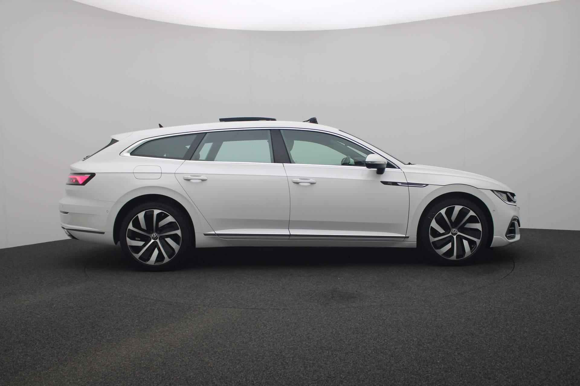 Volkswagen Arteon Shooting Brake 1.4 TSI 218PK DSG eHybrid R-Line Business+ | Pano | Trekhaak | Stoel-/achterbankverwarming | Leder/alcantara | Navi Discover Pro | 360 Camera | Massage - 22/44