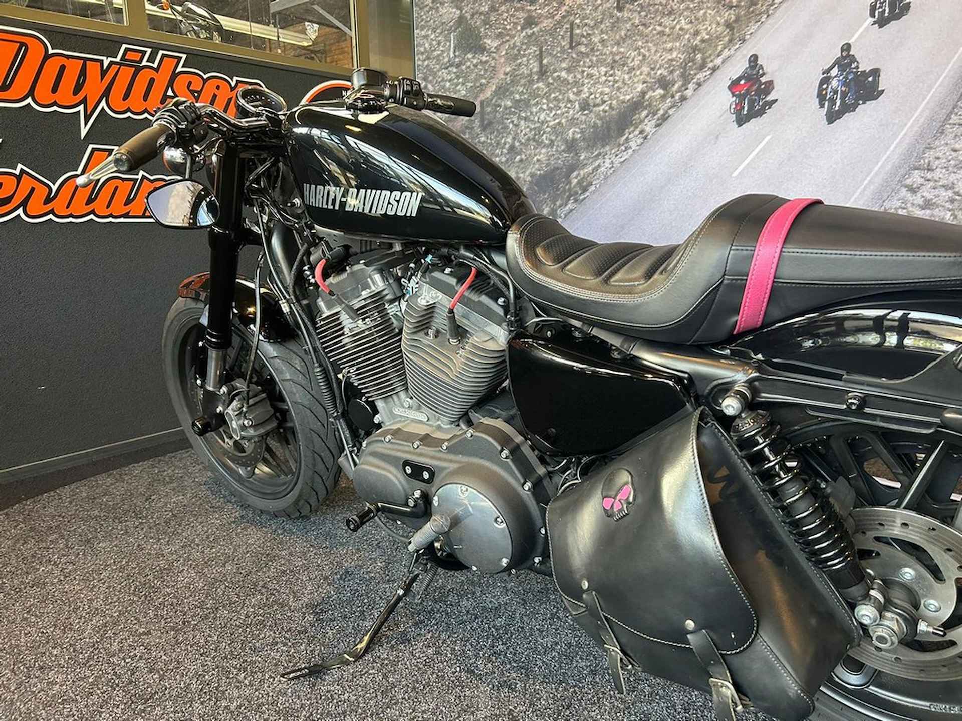 Harley-Davidson XL1200CX Roadster Vivid Black - 7/9