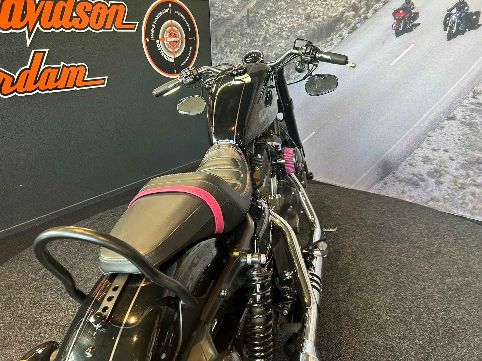 Harley-Davidson XL1200CX Roadster Vivid Black - 9/9