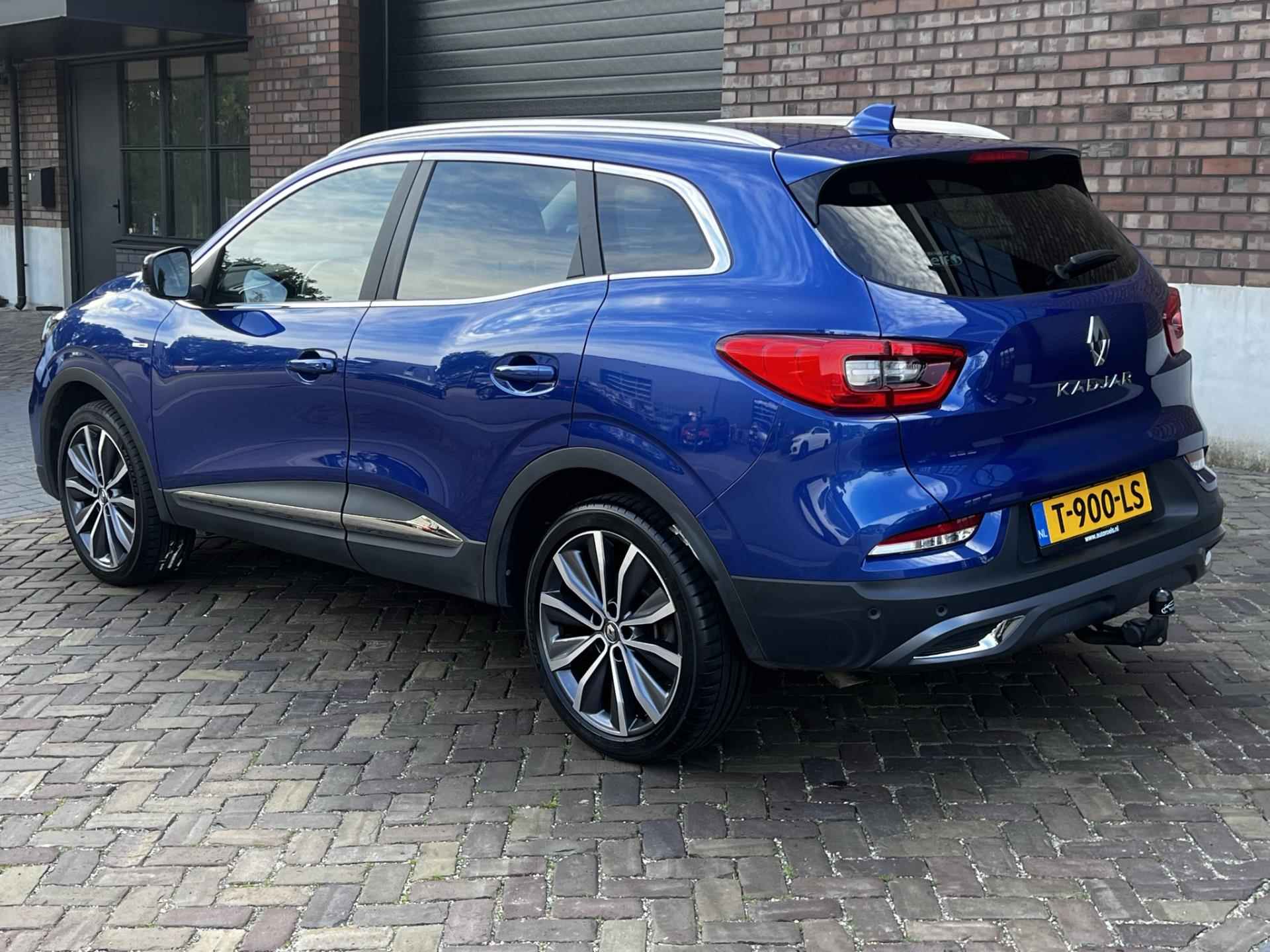 Renault Kadjar 1.3 TCe Bose / 160 PK / Trekhaak / Panoramadak / Navigatie + Camera / Stoelverwarming / PDC Rondom - 12/61