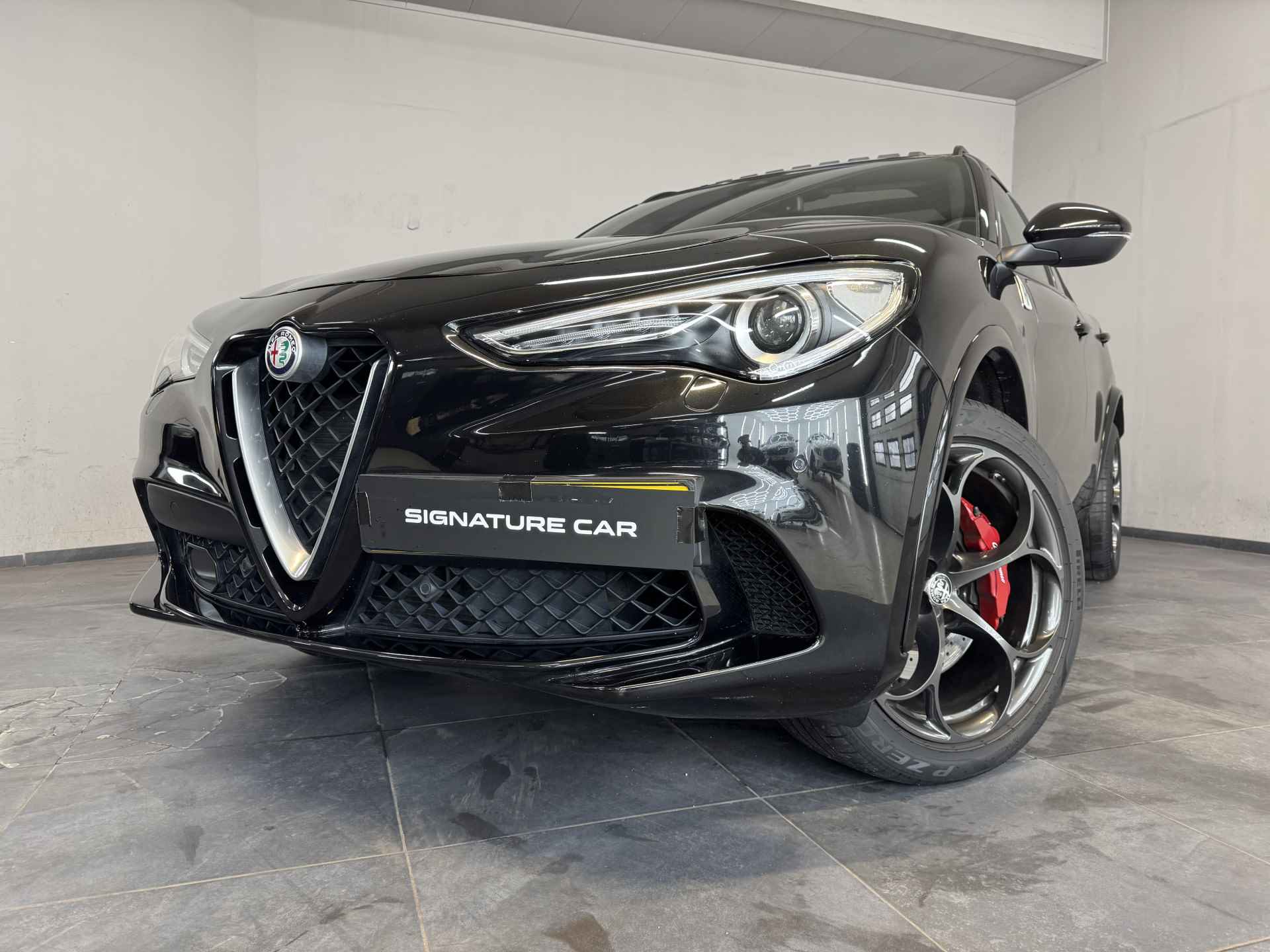 Alfa Romeo Stelvio 2.9 V6 AWD Quadrifoglio ✅ PANORAMADAK ✅ CARBON ✅ HARMAN KARDON ✅ GARANTIE ✅ - 11/97