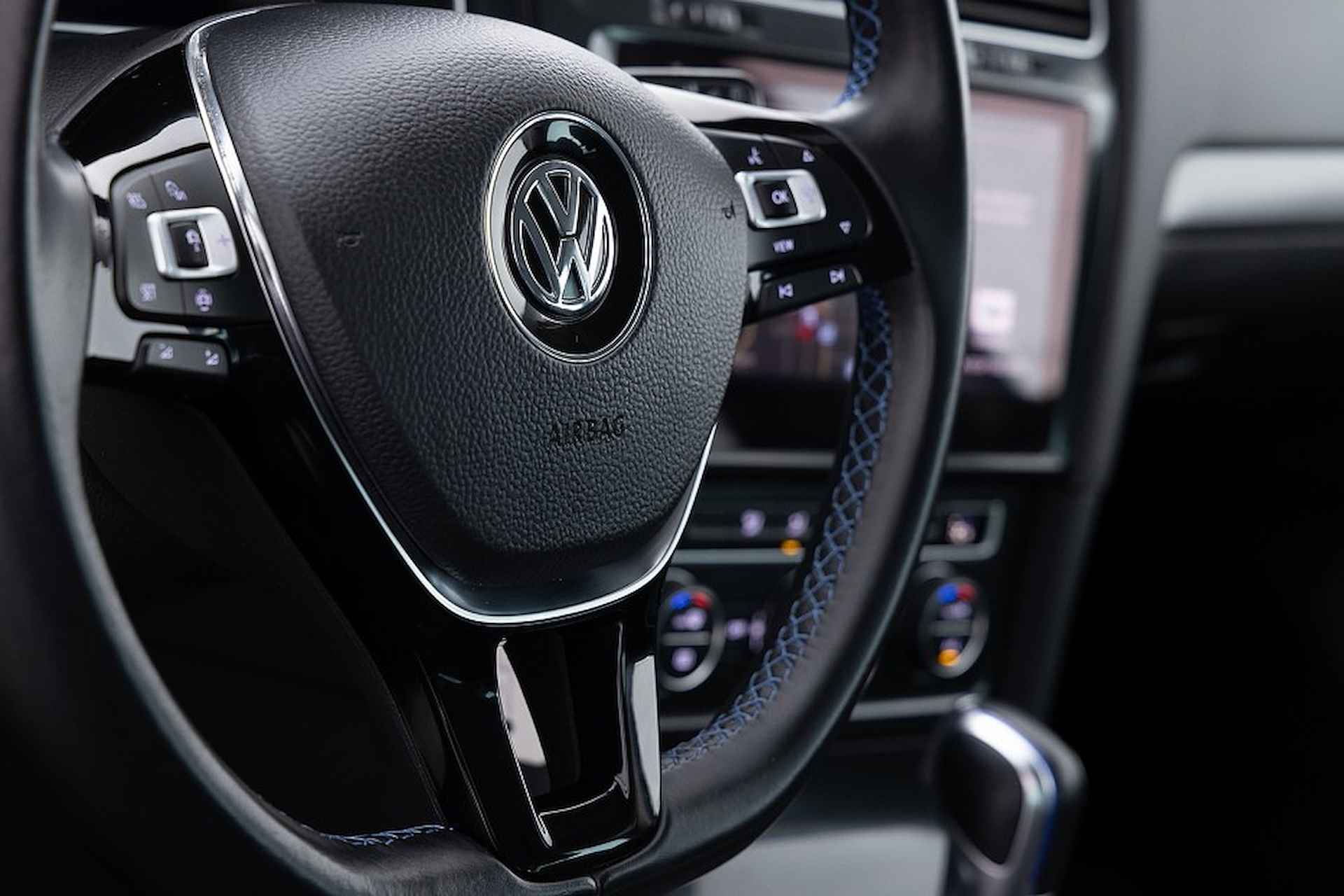 Volkswagen e-Golf | Virtual DASH | Full LED | NAVI *SUBSIDIE MOGELIJK* . - 10/30