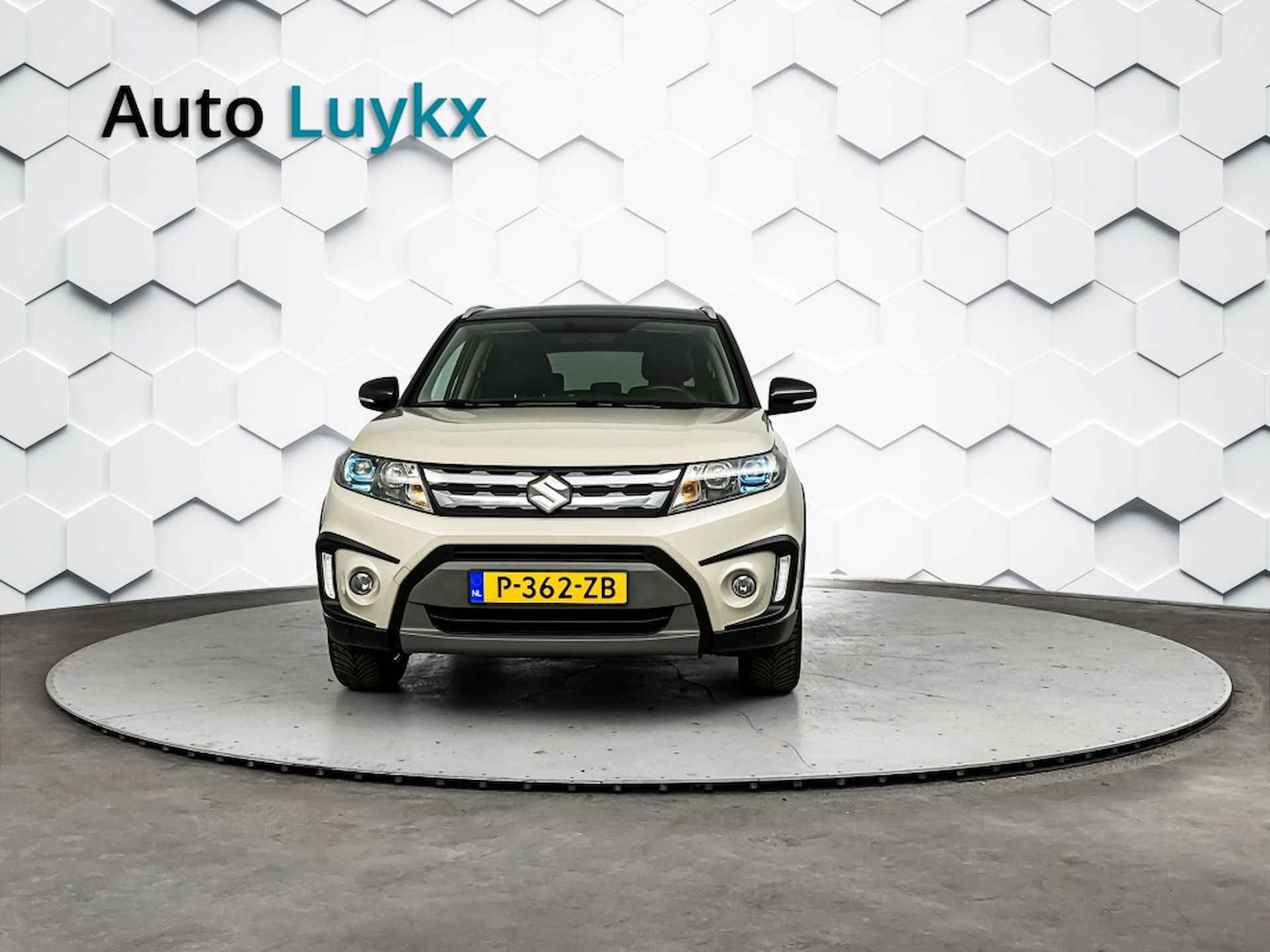 Suzuki Vitara 1.6 High Executive | Navigatie | Lederen Bekleding | Trekhaak - 7/39