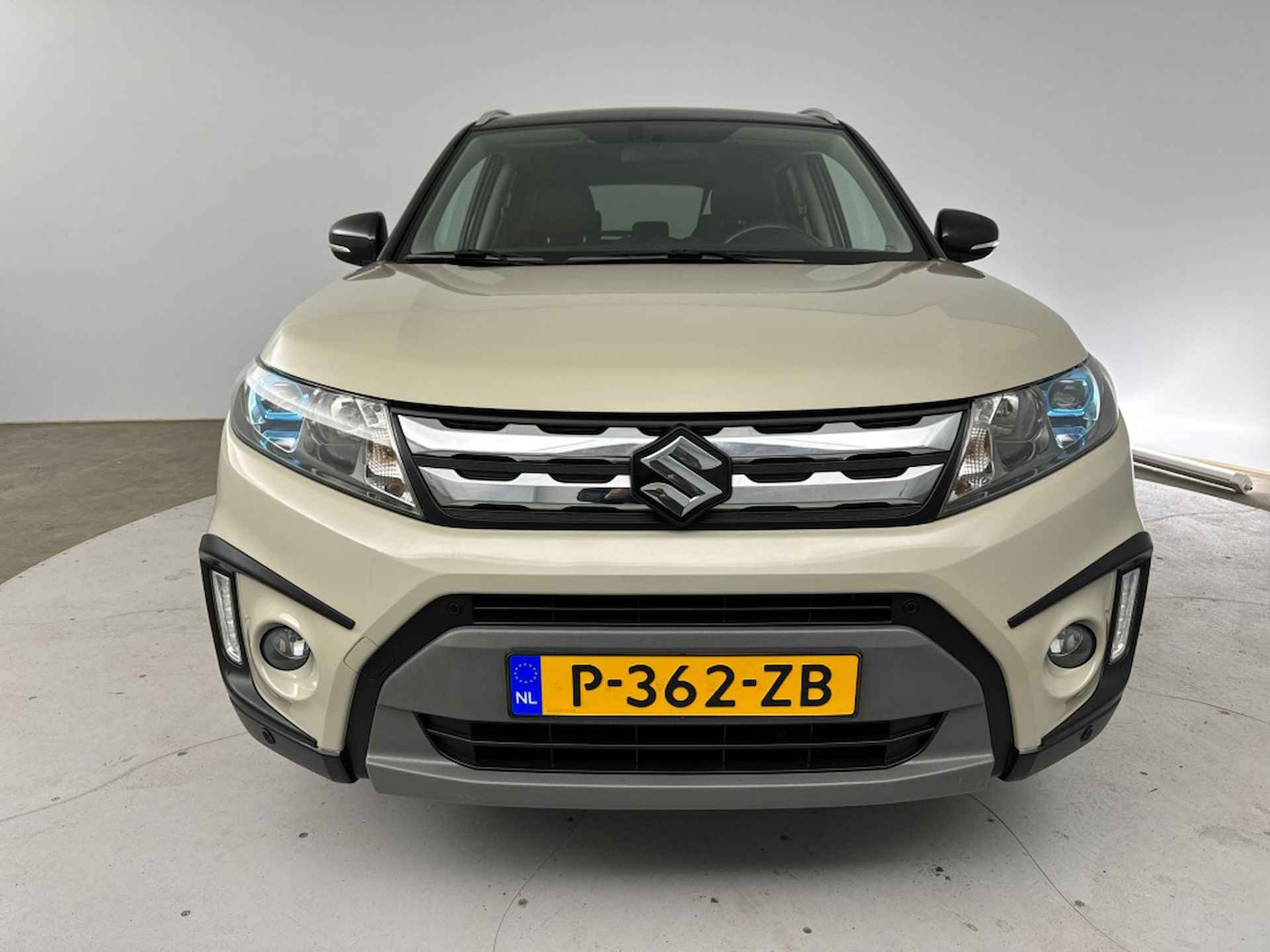 Suzuki Vitara 1.6 High Executive | Navigatie | Lederen Bekleding | Trekhaak - 29/39