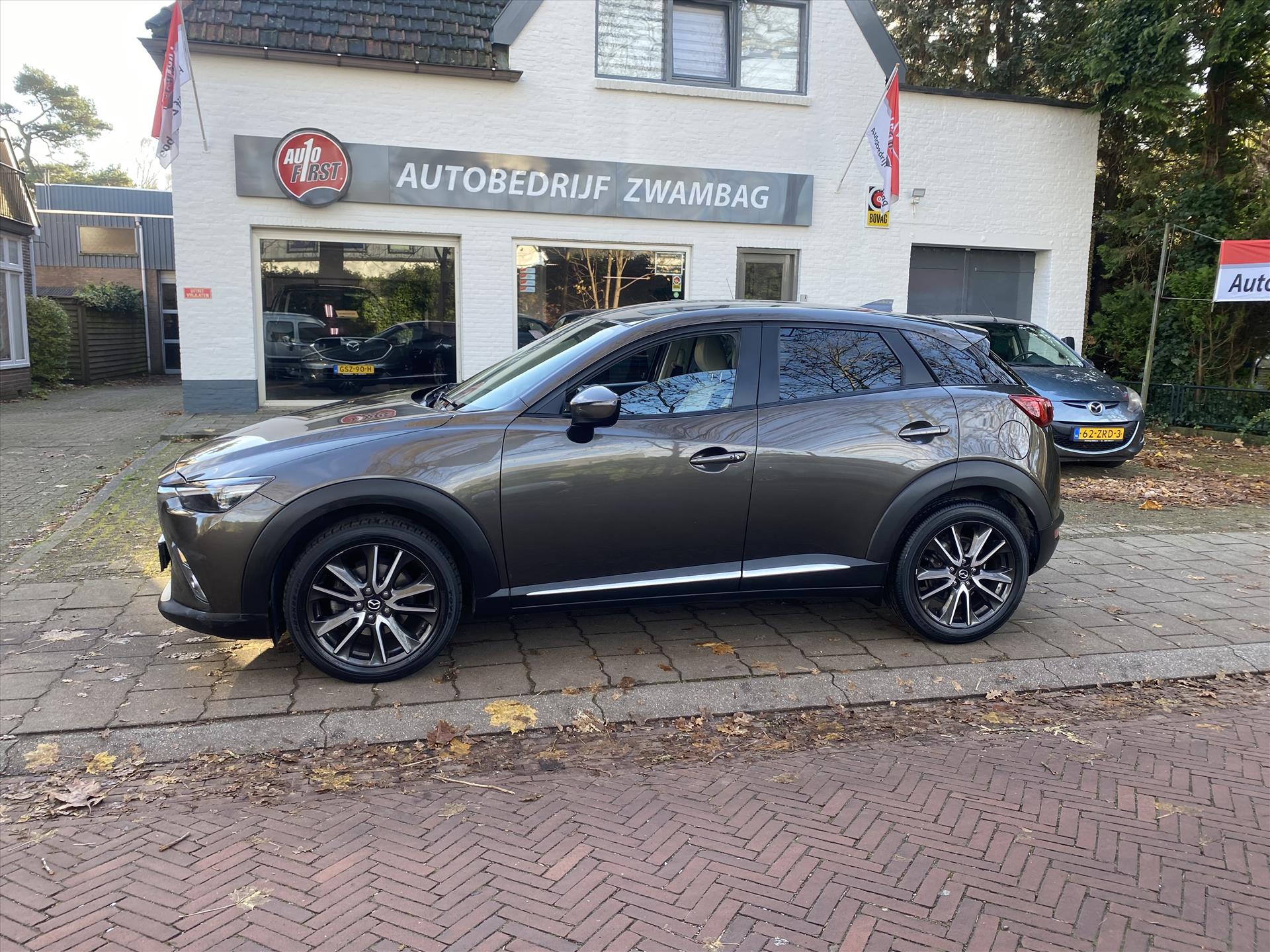 MAZDA Cx-3 2.0 SKYACTIV-G 120pk AUT GT-M White Leather edition.