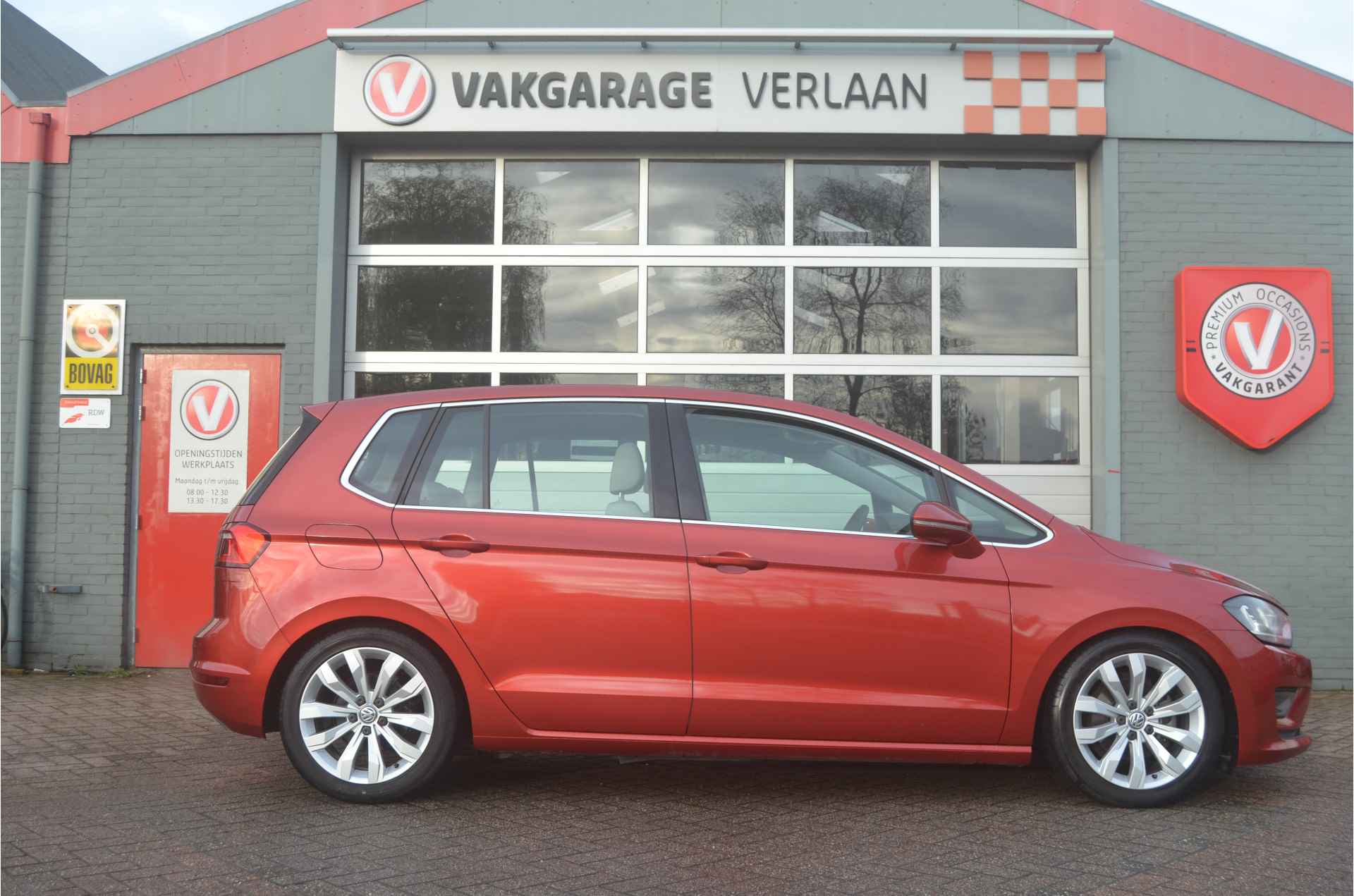 Volkswagen Golf Sportsvan 1.2 TSI Highline 12mnd. gar. trekhaak schuifdak - 9/39