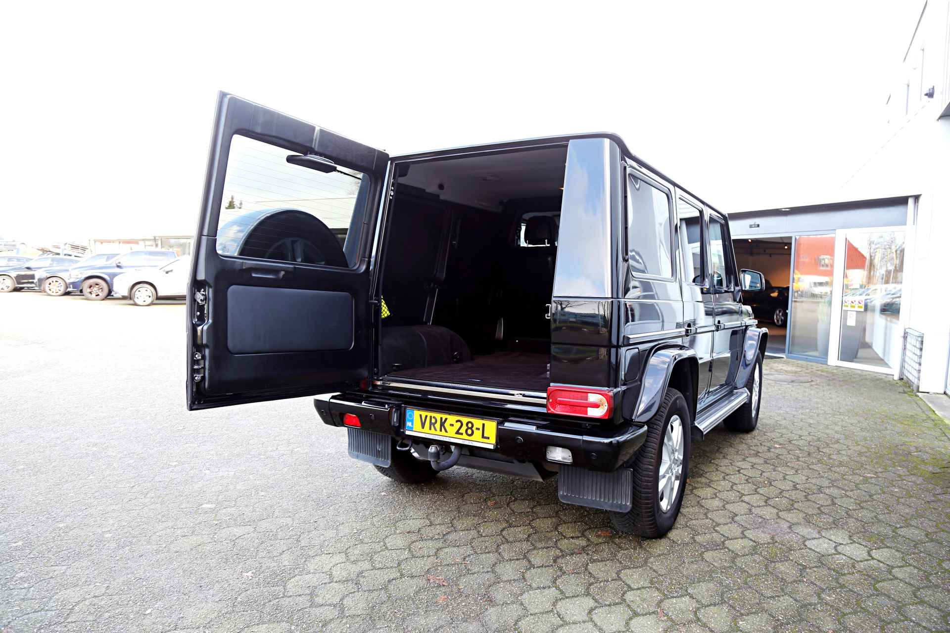 Mercedes-Benz G-Klasse 350d 245PK 7G-Tronic Plus 4MATIC Aut.*Grijs kenteken*Perfect Mercedes Onderh.*1ste Eig!*ACC/Schuifdak/Trekhaak/Treeplanken/Leder - 34/64