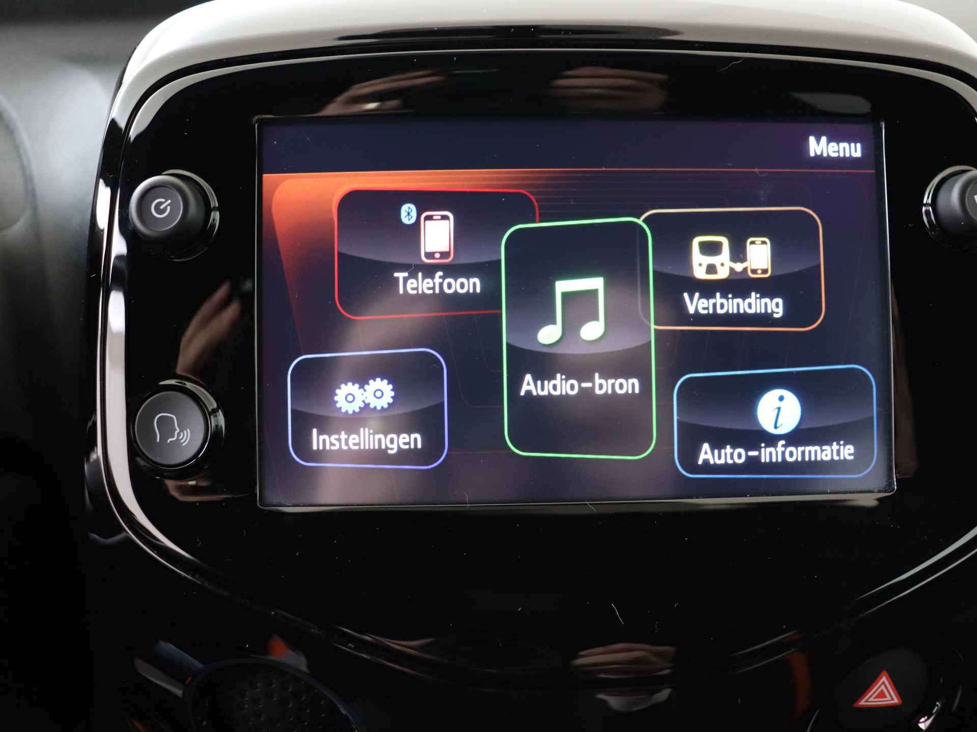 Toyota Aygo 1.0 VVT-i x-JBL I Apple Carplay/Android Auto I Climate Control I Camera I USB I LM Velgen I 1e Eigenaar I Volledig LOUWMAN Onderhouden I JBL Subwoofer I - 10/45