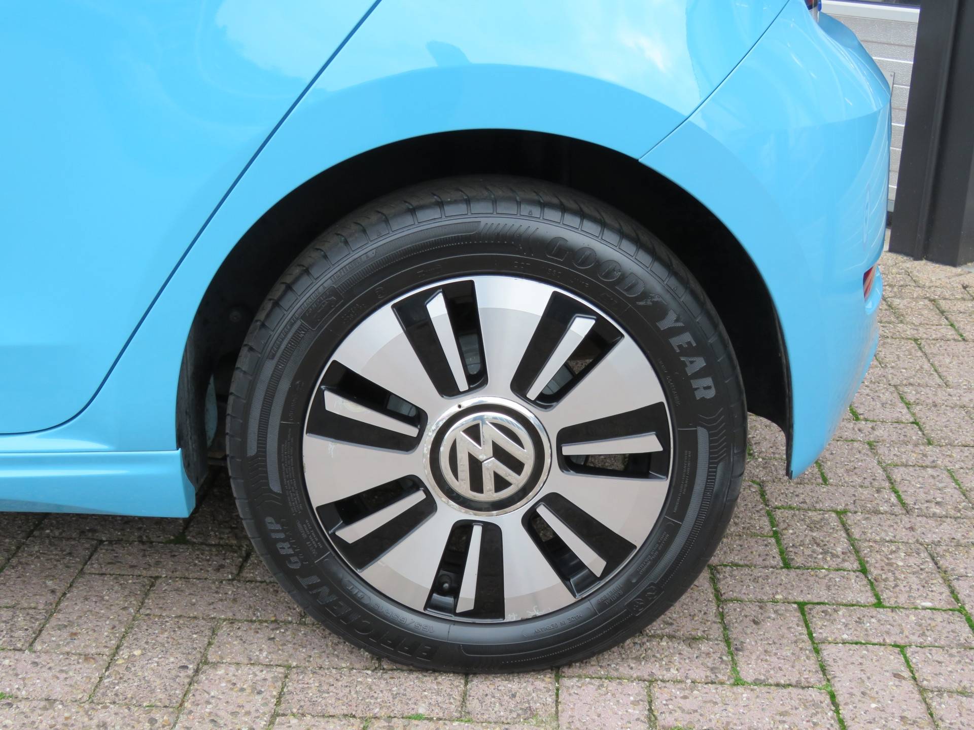 Volkswagen e-Up! Facelift / Acc / Stoelverwarming / Voorruit verw. / BOVAG garantie - 12/38