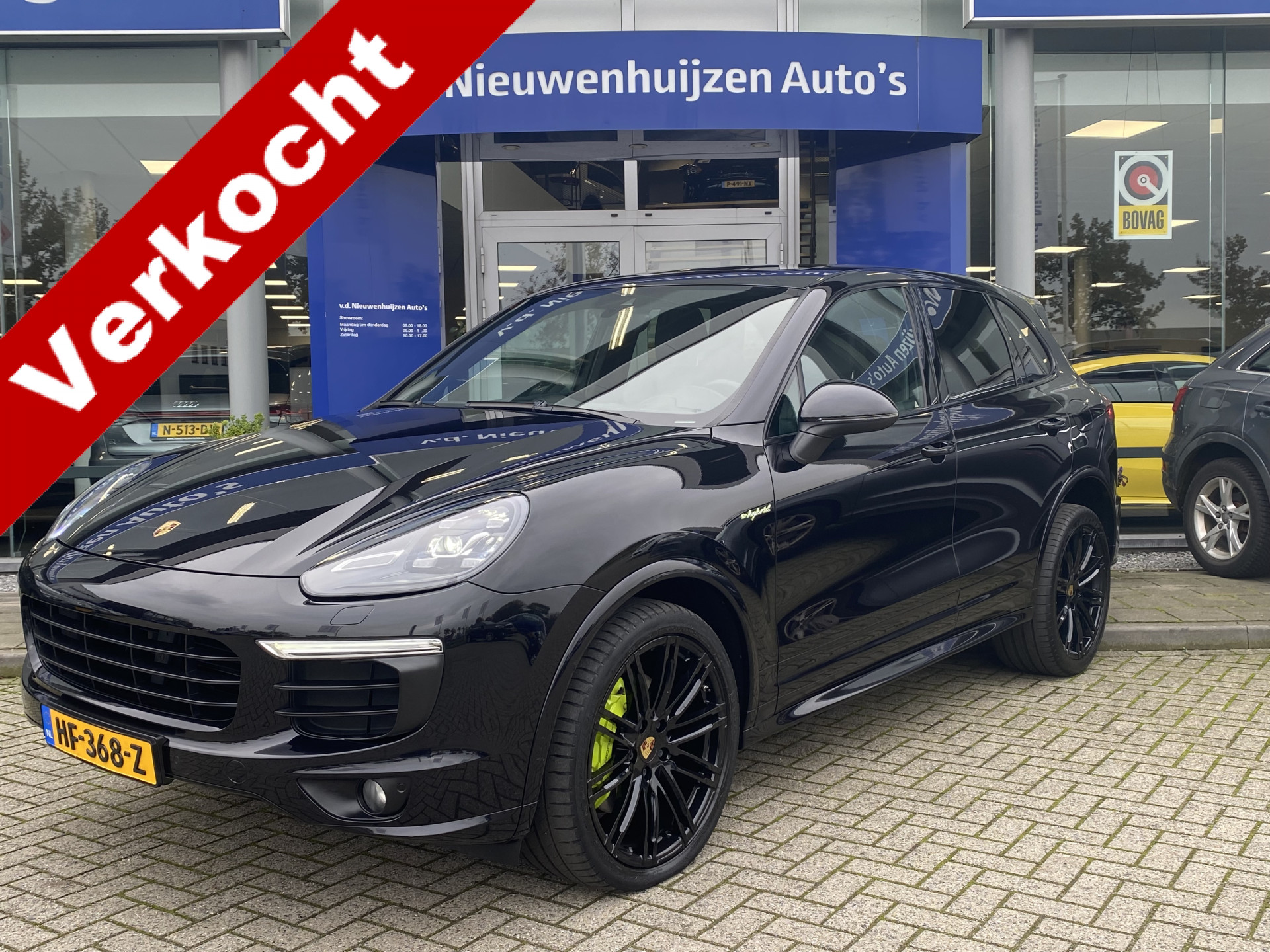 Porsche Cayenne 3.0 S E-Hybrid | Luchtvering | Panoramadak | Elekt. achterklep | Achteruitrijcamera | info Jeroen 0492-588980 | info Jeroen 0492-588980