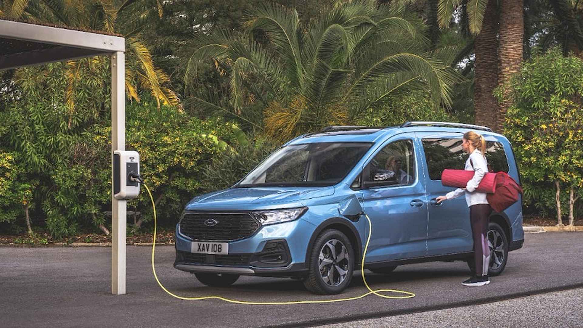 Ford Tourneo Connect Plug In Hybrid | Nieuw samen te stellen | Vanaf prijs - 3/20