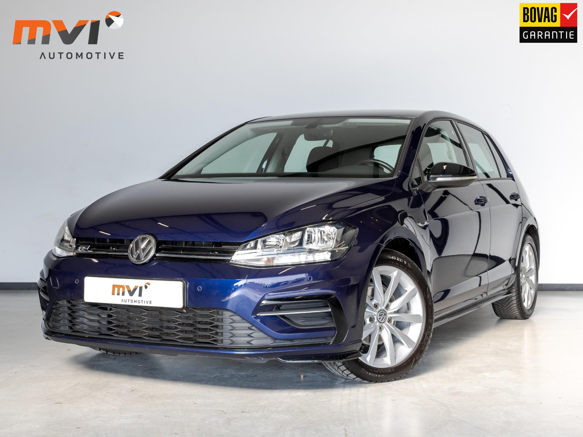 Volkswagen Golf 1.0 TSI R-Line / 110pk / Apple Carplay / Ergo Stoelen /