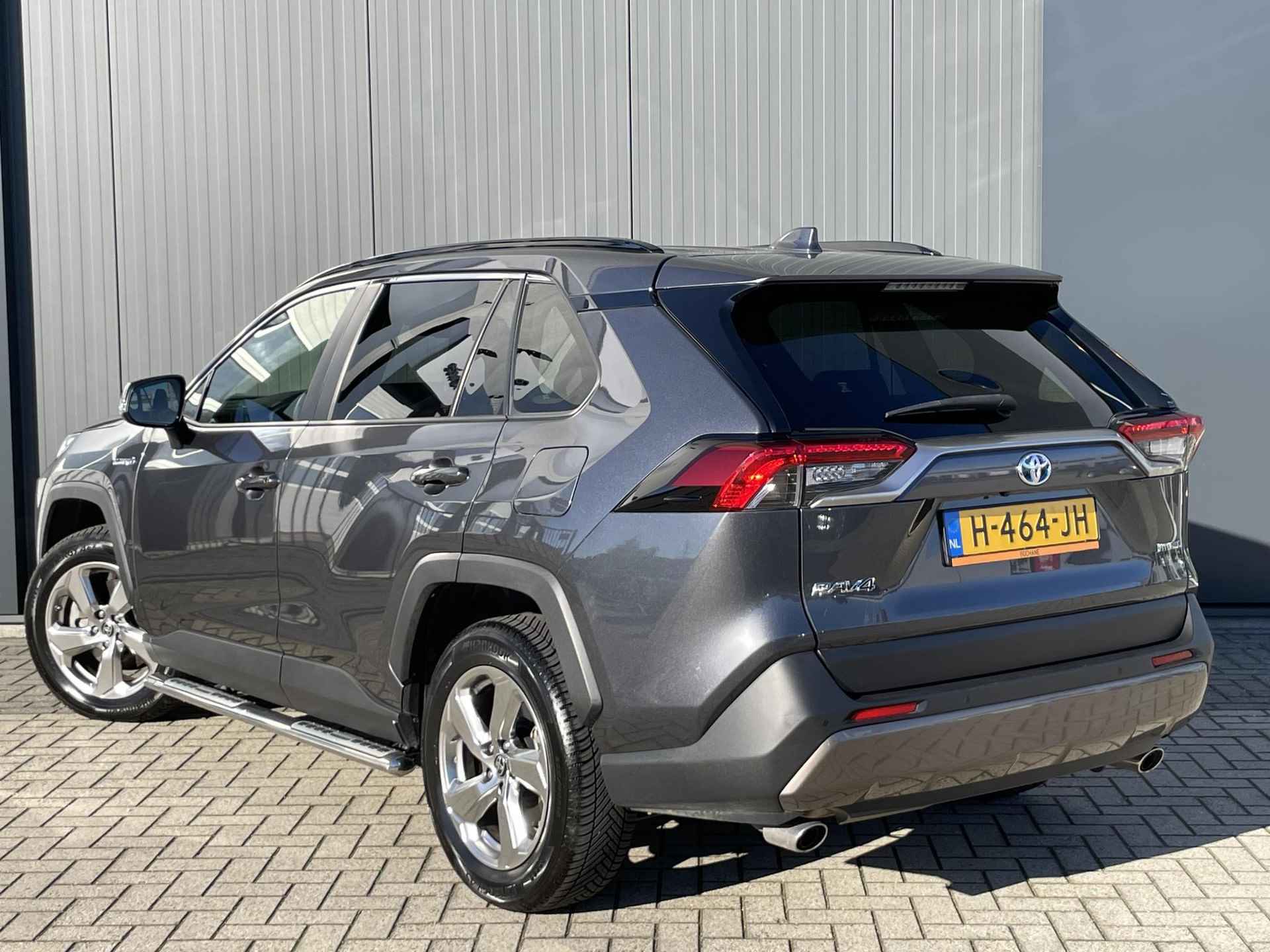 Toyota RAV4 2.5 Hybrid Dynamic | Automaat | Navigatie | Bearlock | All Season banden - 4/53