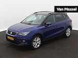 SEAT Arona 1.0 TSI Style Business Intense | TREKHAAK | NAVIGATIE | CLIMAT ECONTROL | KEYLESS | CAMERA | PARKEERSENSOREN |