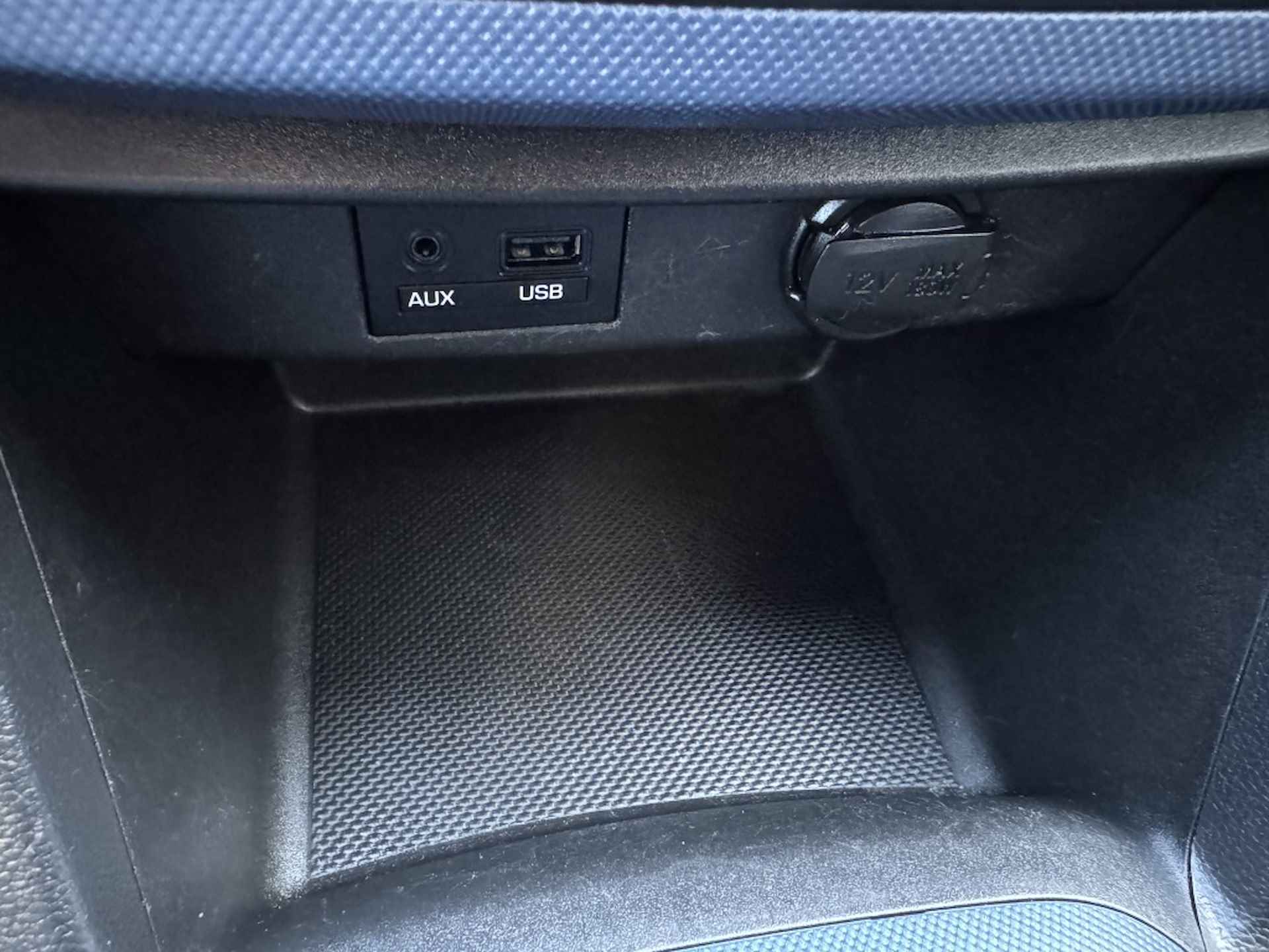 Hyundai i10 1.0i i-Motion Comfort | Airco (automatisch) | Cruise control | P - 23/26