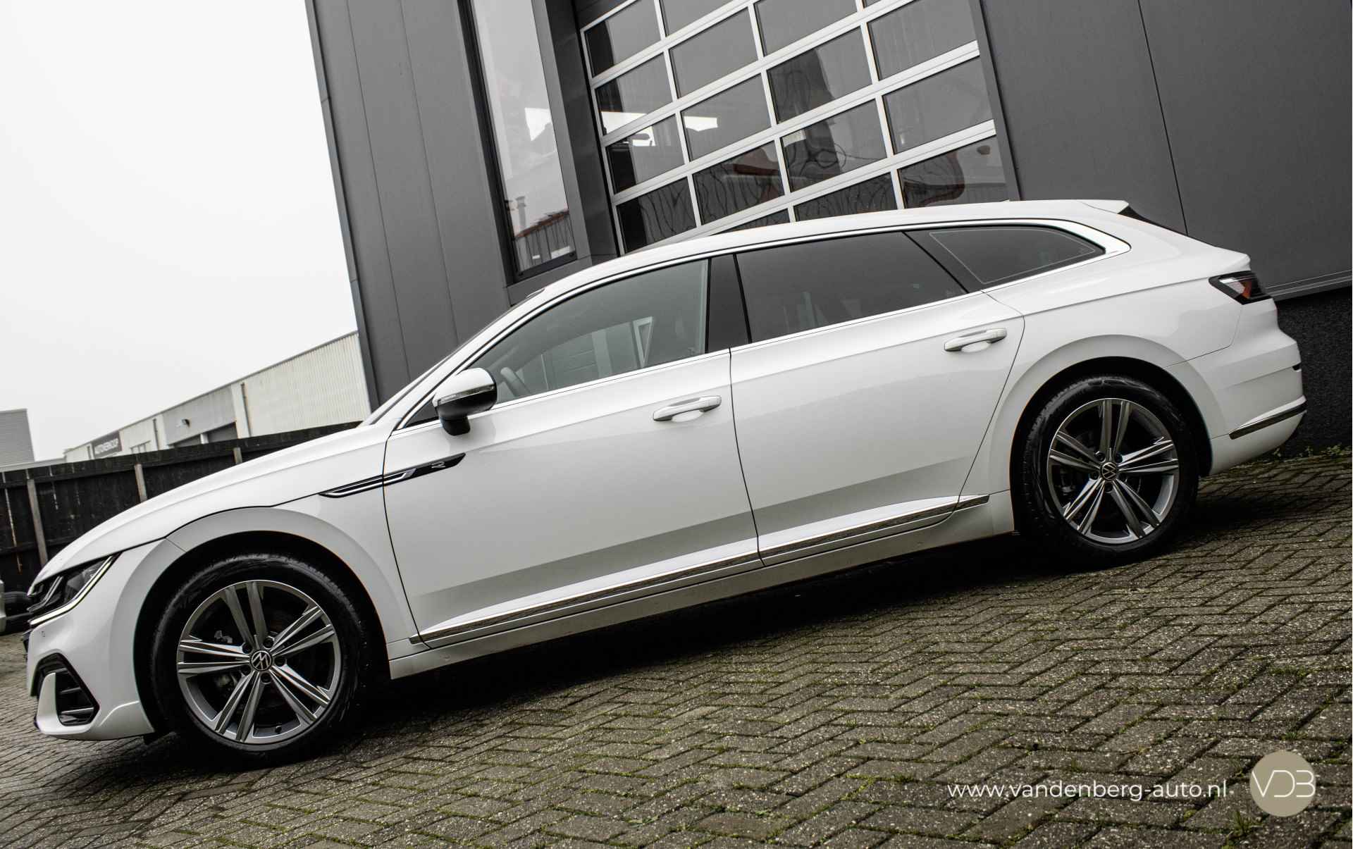 Volkswagen Arteon Shooting Brake 1.4T 272pk eHybrid R-Line Business+ Origineel NL - 3/19