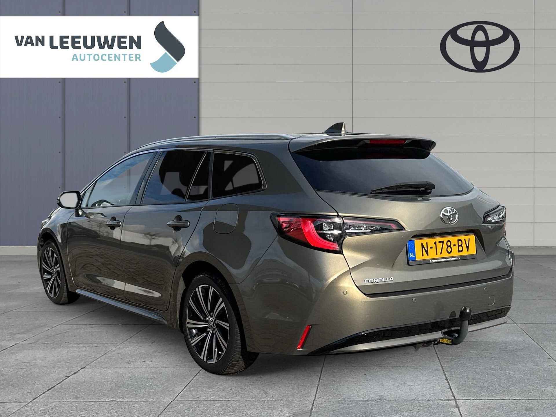 Toyota Corolla Touring Sports 1.2 Turbo Dynamic - 7/18