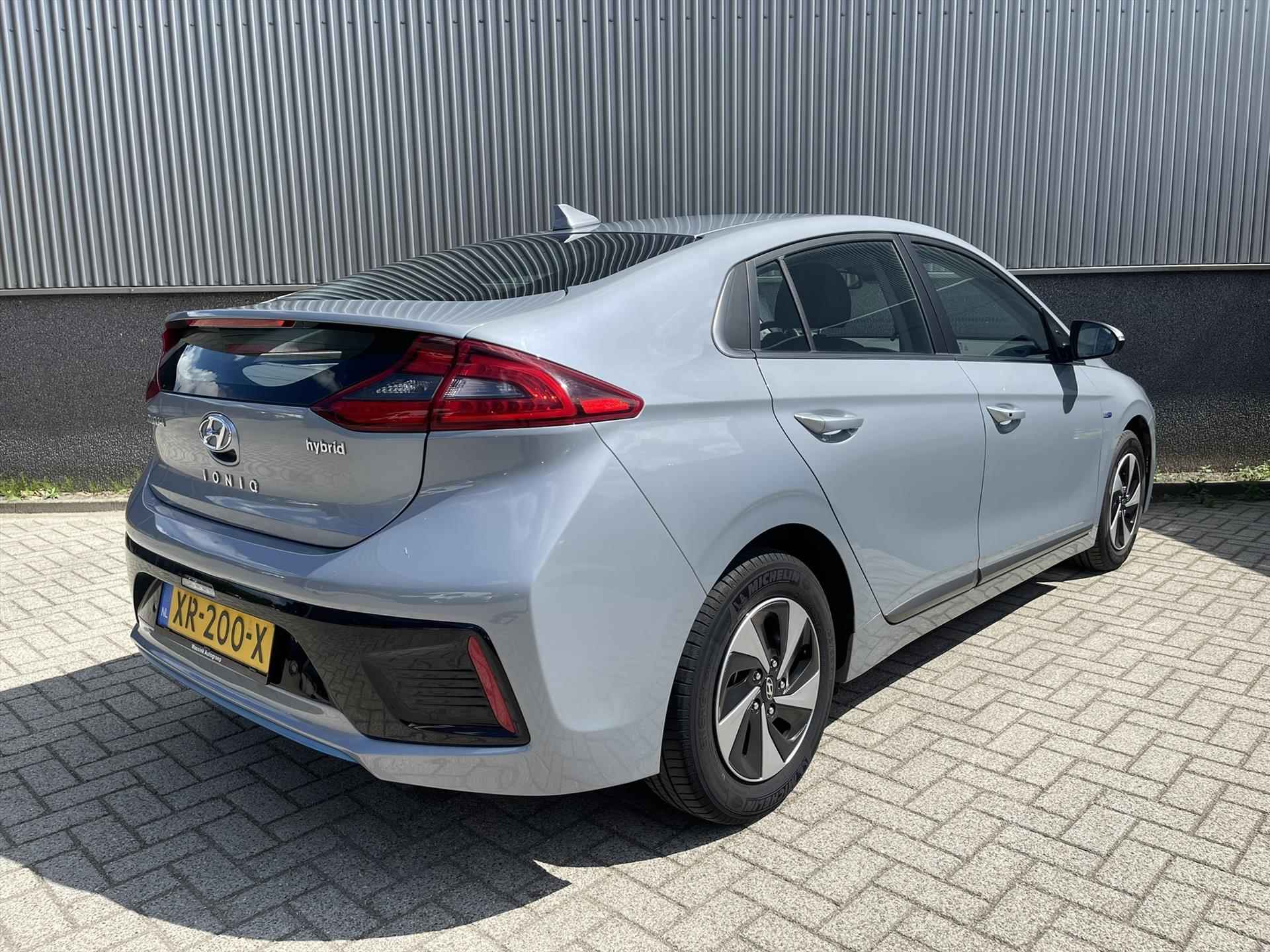 HYUNDAI Ioniq 1.6 GDI Blue HEV 141 pk DCT | Apple Carplay | Android Auto | Camera Achter | Parkeersensoren Voor & Achter  | - 7/42