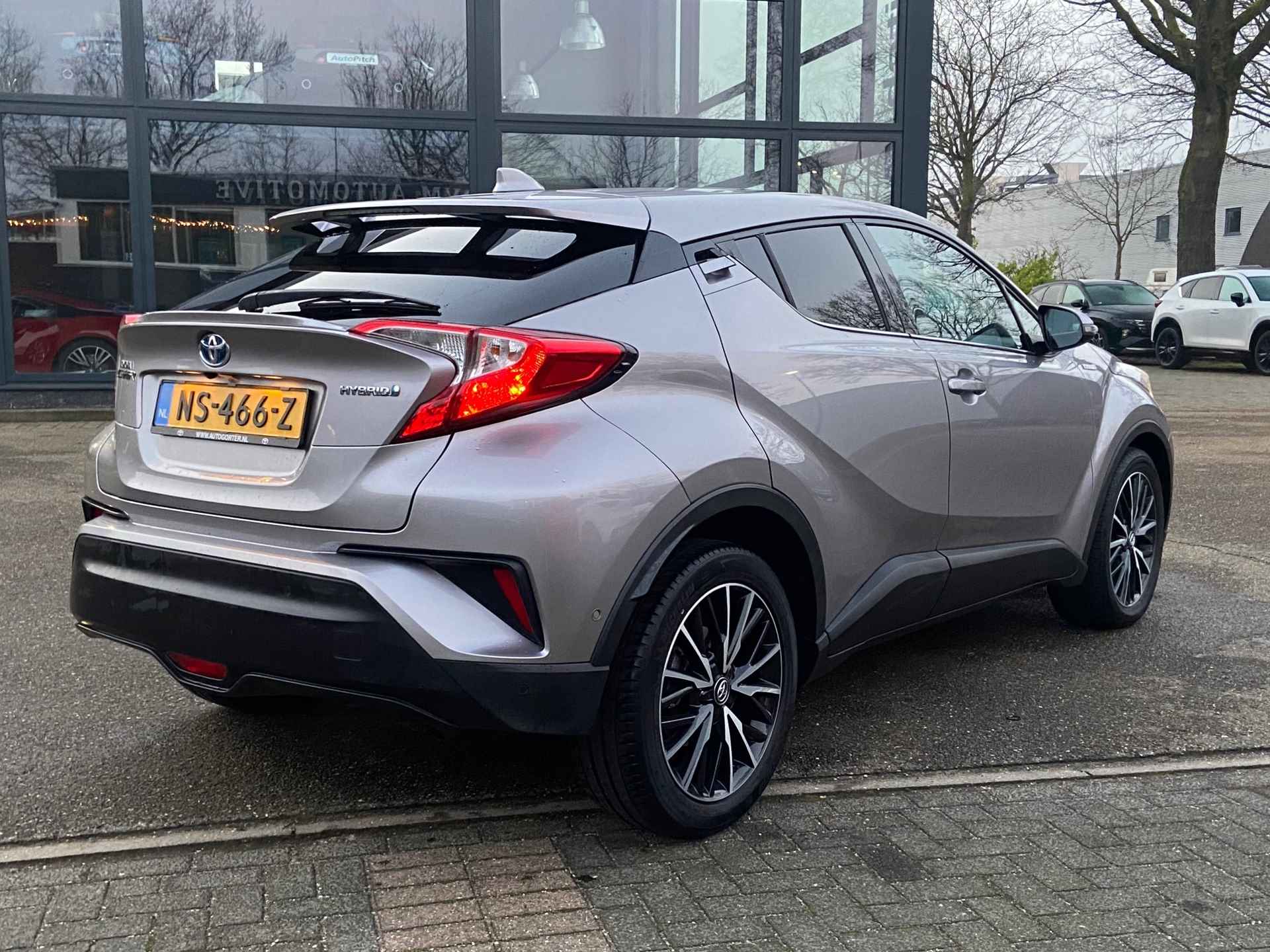 Toyota C-HR 1.8 Hybrid Executive | ORIG. NL. NAP KM. | RIJKLAARPRIJS - 5/27