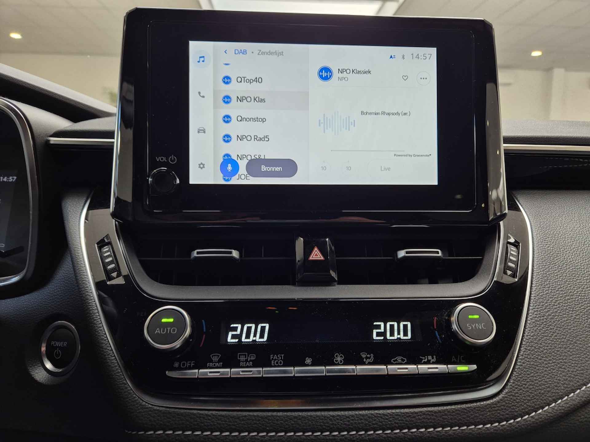 Suzuki Swace 1.8 Hybrid Style [CARPLAY | CRUISECONTROL | CAMERA | STUURVERWAR - 10/19