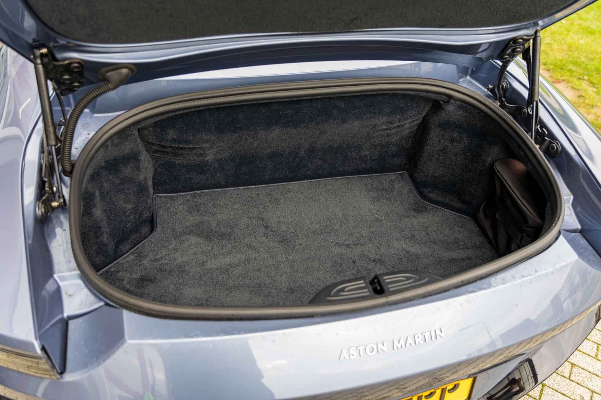 Aston Martin VANTAGE ROADSTER 4.0 V8 Cabrio Apple Carplay - 42/56