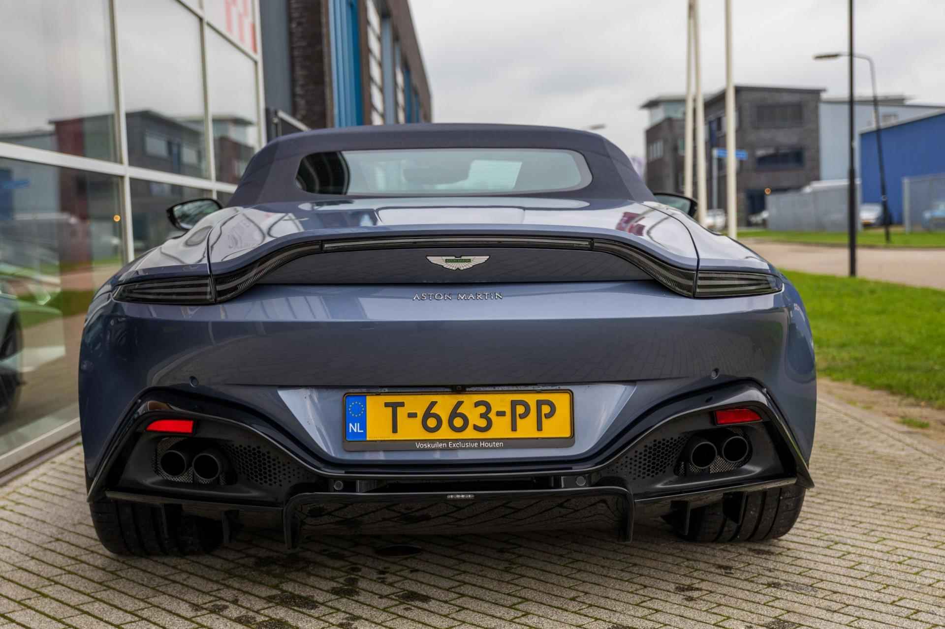 Aston Martin VANTAGE ROADSTER 4.0 V8 Cabrio Concours Blue - 45/60