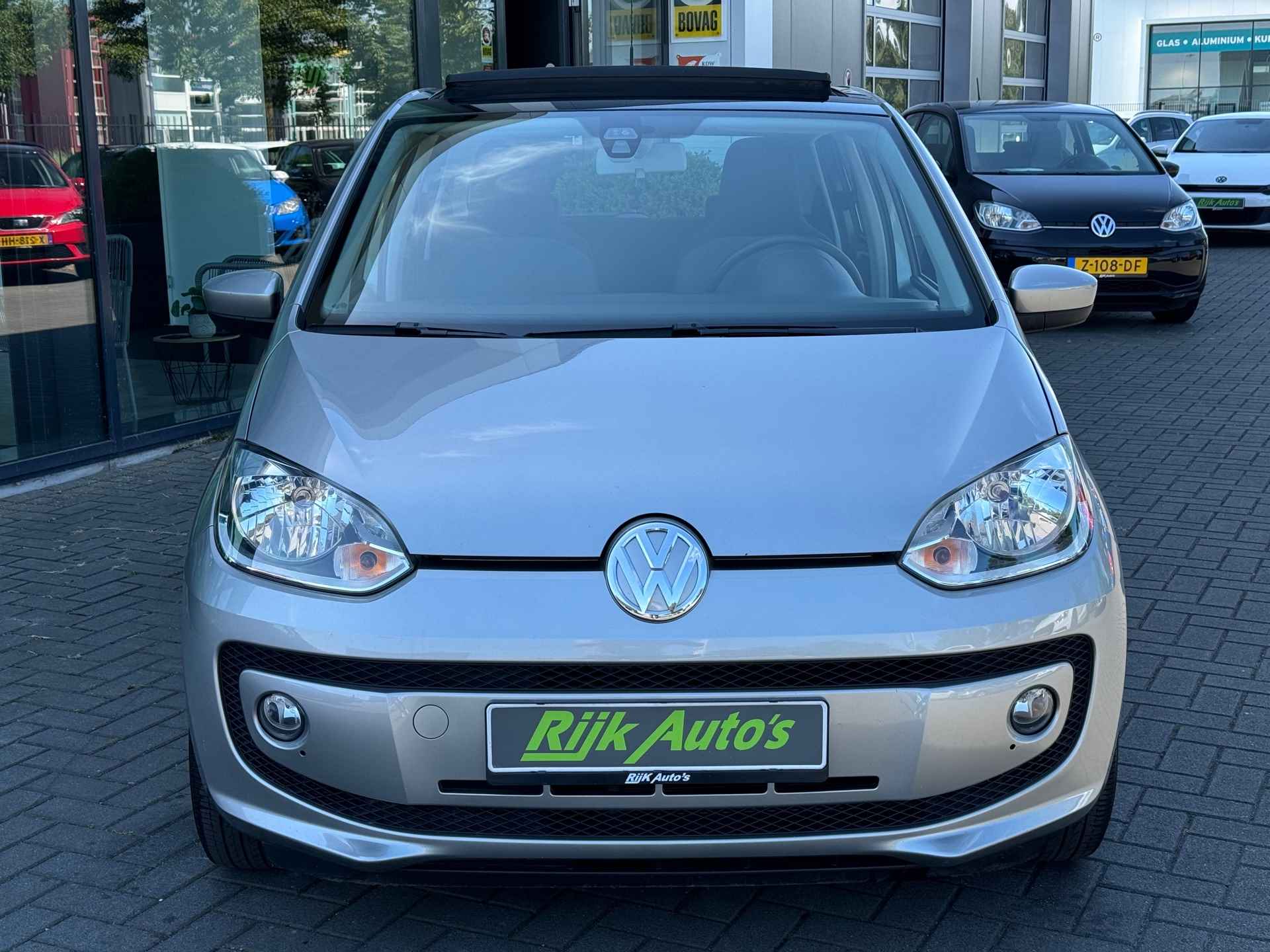 Volkswagen Up! * Panoramadak * Cruise Stoelverwarming * PDC - 16/26