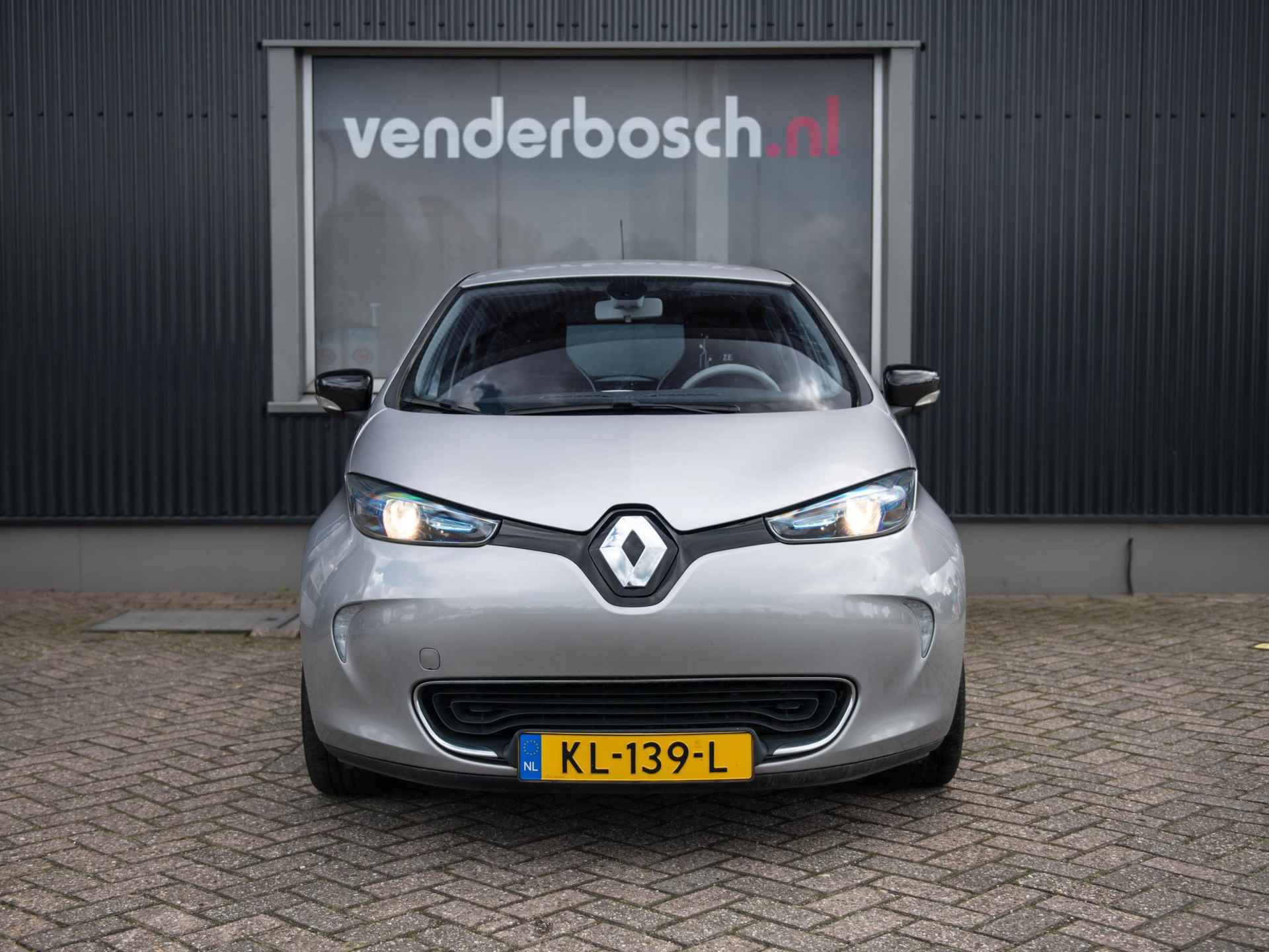Renault ZOE Q210 Life Quickcharge 22 kWh | €2000,- Subsidie - Huur accu - 28/46